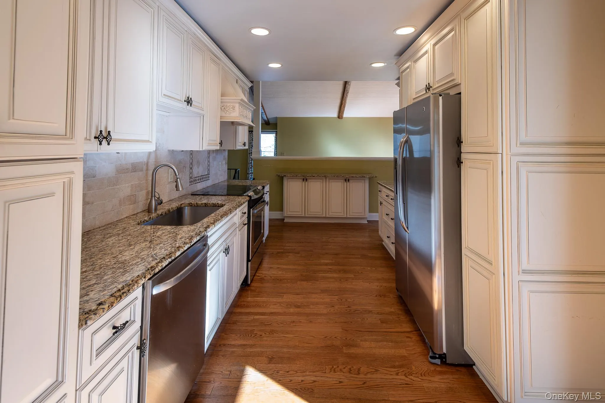 83 Edgepark Road, Greenburgh, NY, 3 Bedrooms Bedrooms, 10 Rooms Rooms,2 BathroomsBathrooms,Residential,For Rent,Edgepark,0,935685 83 Edgepark Road, Greenburgh, NY, 3 Bedrooms Bedrooms, 10 Rooms Rooms,2 BathroomsBathrooms,Residential,For Rent,Edgepark,0,935685
