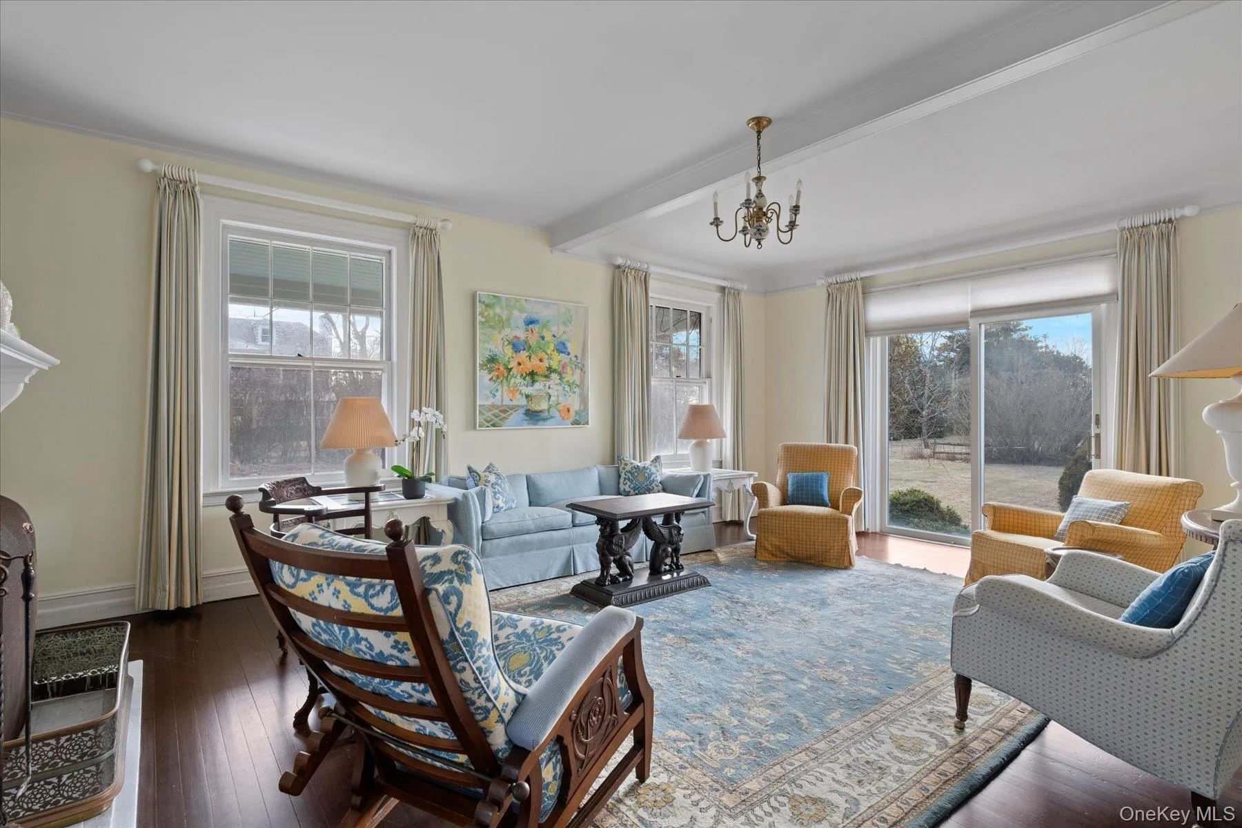 Living Room with crown molding and hardwood floors. Living Room with crown molding and hardwood floors.