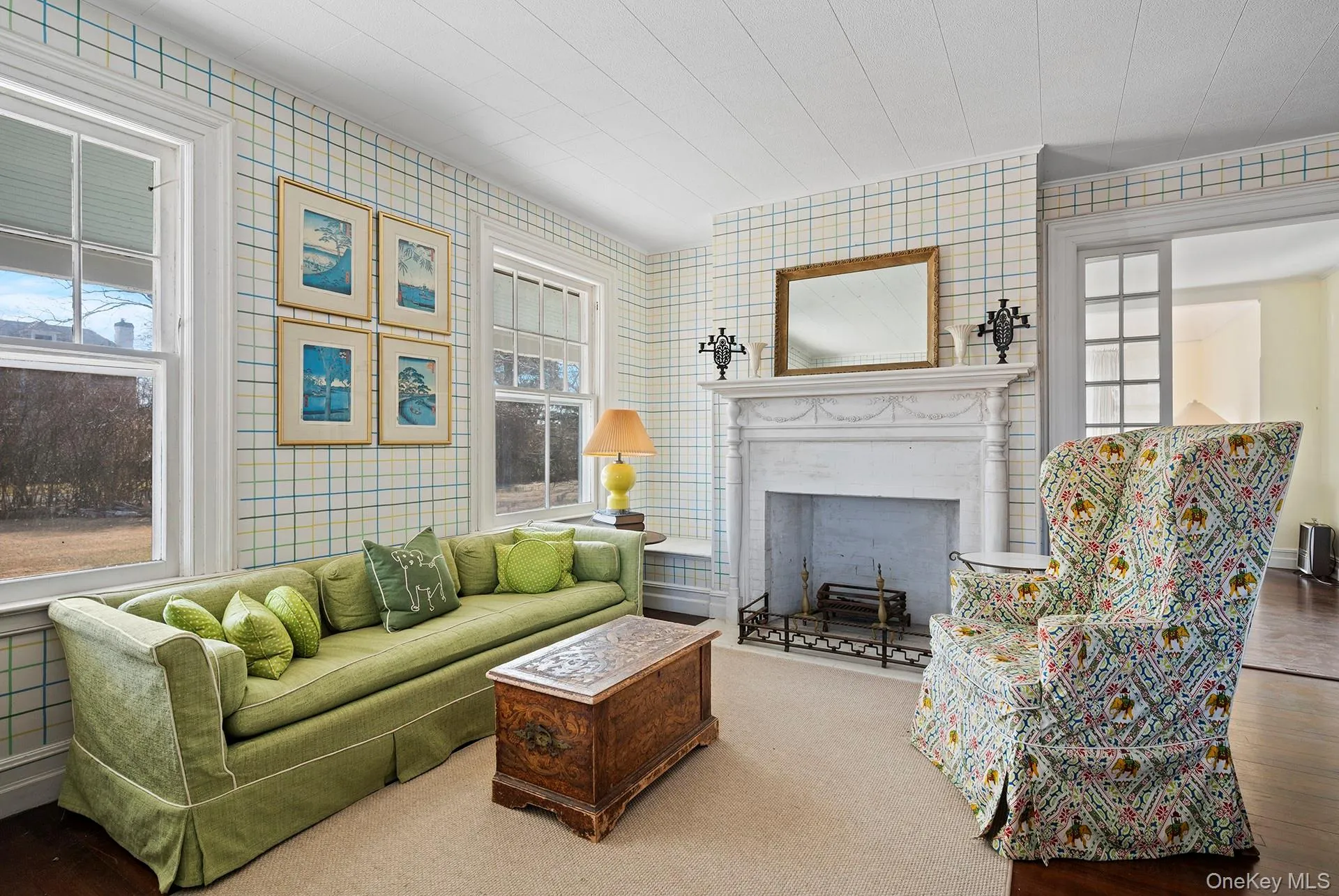 Sitting Room with Fireplace Sitting Room with Fireplace