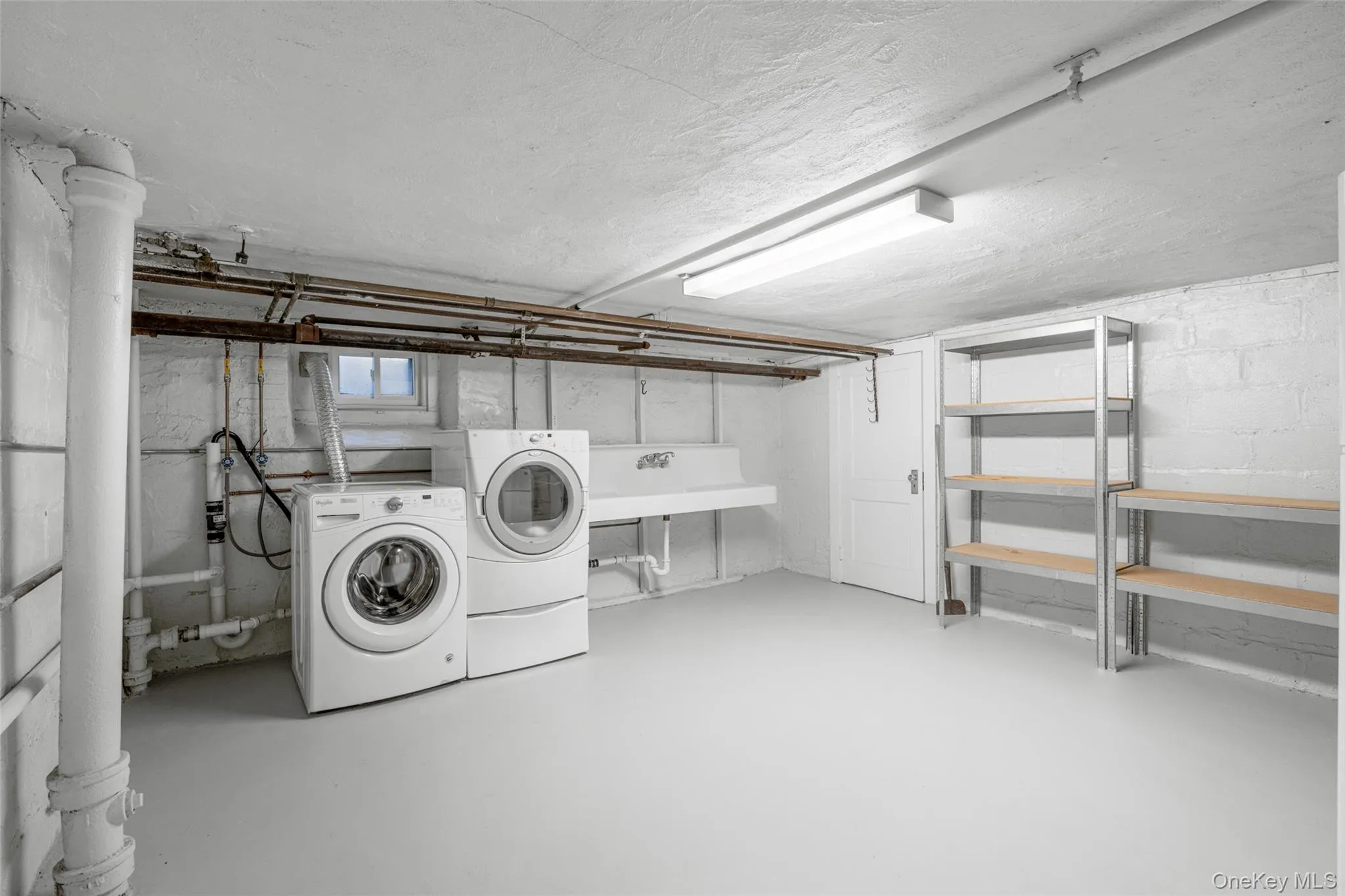 Large basment laundry room. Large basment laundry room.