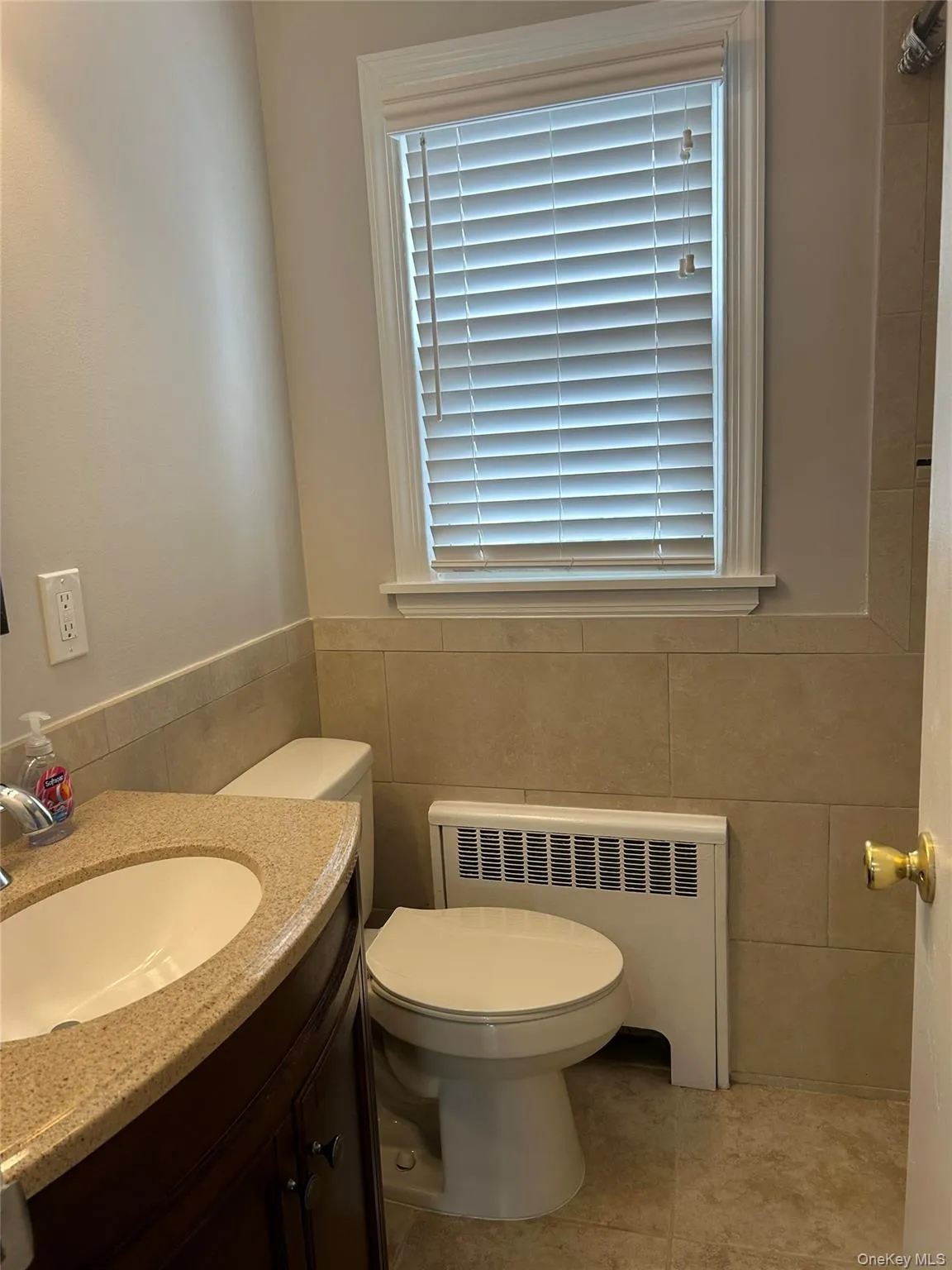 56 Carley Avenue, Huntington, NY, 2 Bedrooms Bedrooms, 4 Rooms Rooms,1 BathroomBathrooms,Residential Lease,Idx,Carley,0,935736 56 Carley Avenue, Huntington, NY, 2 Bedrooms Bedrooms, 4 Rooms Rooms,1 BathroomBathrooms,Residential Lease,Idx,Carley,0,935736
