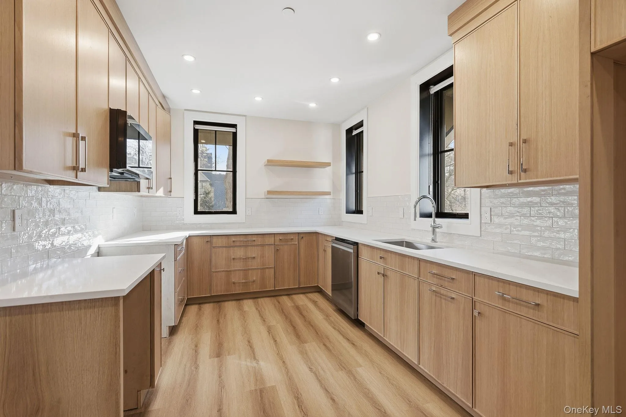 34 Clinton Avenue, Greenburgh, NY, 2 Bedrooms Bedrooms, 5 Rooms Rooms,2 BathroomsBathrooms,Residential Lease,Idx,Clinton,0,935794 34 Clinton Avenue, Greenburgh, NY, 2 Bedrooms Bedrooms, 5 Rooms Rooms,2 BathroomsBathrooms,Residential Lease,Idx,Clinton,0,935794