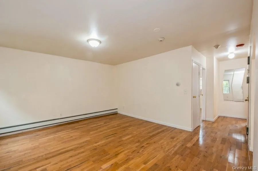 84 Ravine Avenue, Yonkers, NY, 2 Bedrooms Bedrooms, 5 Rooms Rooms,1 BathroomBathrooms,Residential Lease,Idx,Ravine,0,935835 84 Ravine Avenue, Yonkers, NY, 2 Bedrooms Bedrooms, 5 Rooms Rooms,1 BathroomBathrooms,Residential Lease,Idx,Ravine,0,935835