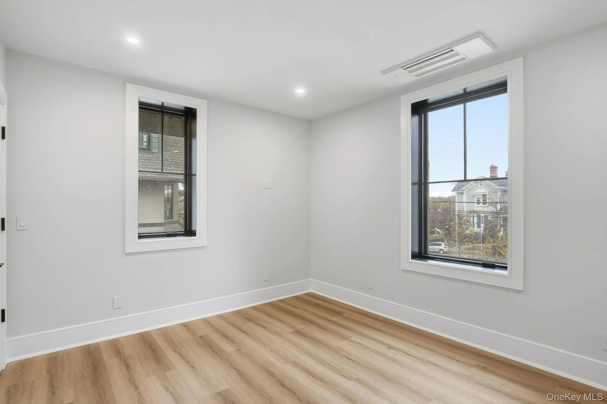 34 Clinton Avenue, Greenburgh, NY, 2 Bedrooms Bedrooms, 5 Rooms Rooms,2 BathroomsBathrooms,Residential Lease,Idx,Clinton,0,935846 34 Clinton Avenue, Greenburgh, NY, 2 Bedrooms Bedrooms, 5 Rooms Rooms,2 BathroomsBathrooms,Residential Lease,Idx,Clinton,0,935846