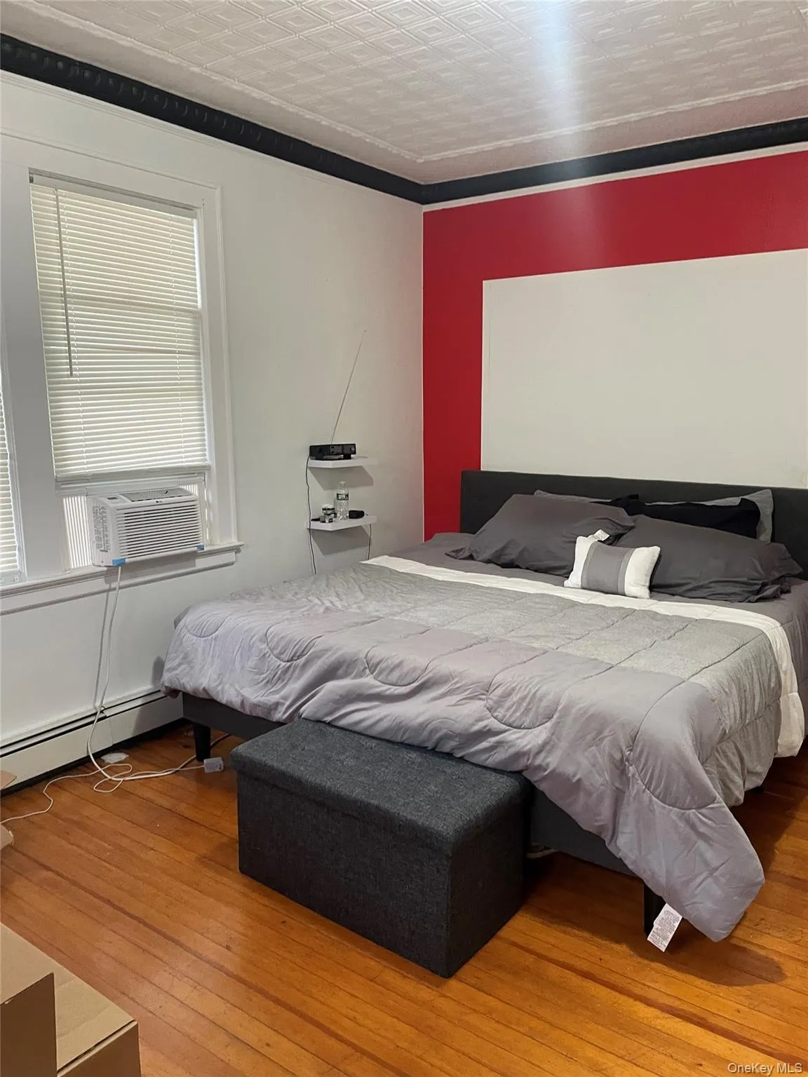 Hardwood floors Hardwood floors