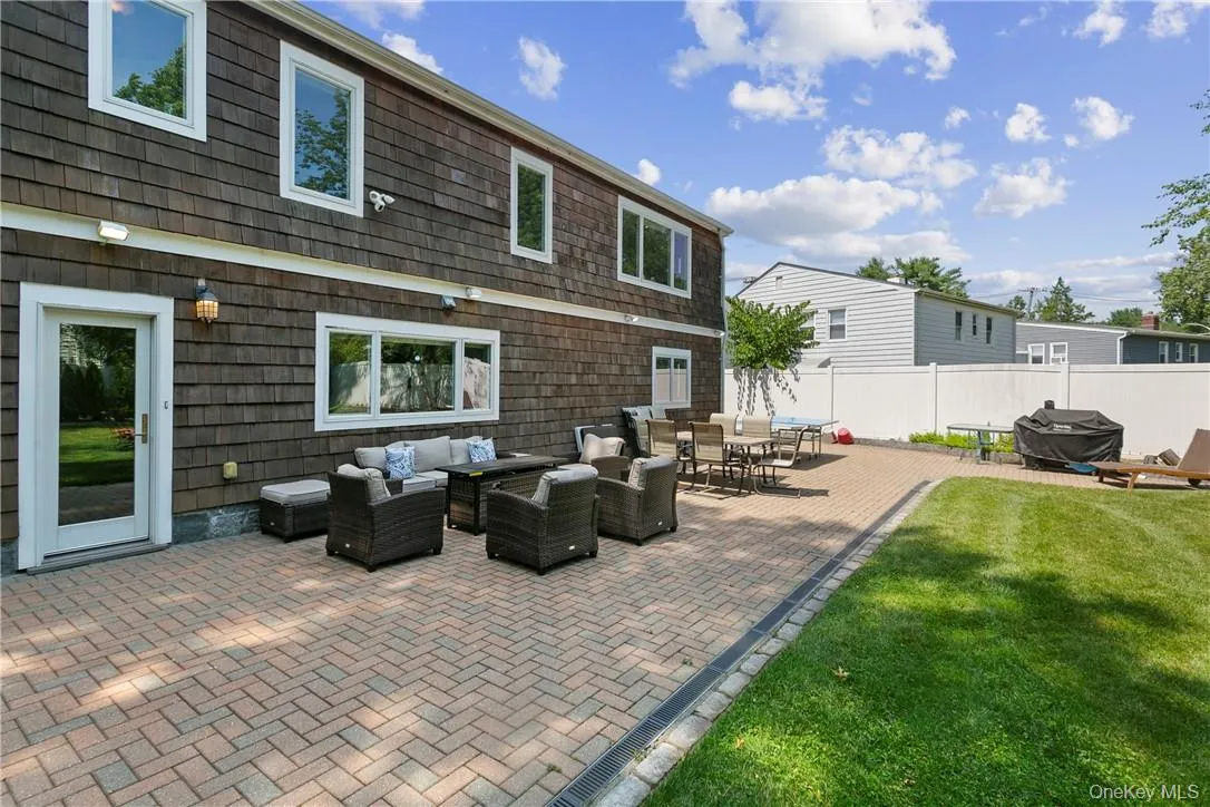 691 Wilmot Road, New Rochelle, NY, 5 Bedrooms Bedrooms, 14 Rooms Rooms,5 BathroomsBathrooms,Residential Lease,Idx,Wilmot,0,935893 691 Wilmot Road, New Rochelle, NY, 5 Bedrooms Bedrooms, 14 Rooms Rooms,5 BathroomsBathrooms,Residential Lease,Idx,Wilmot,0,935893