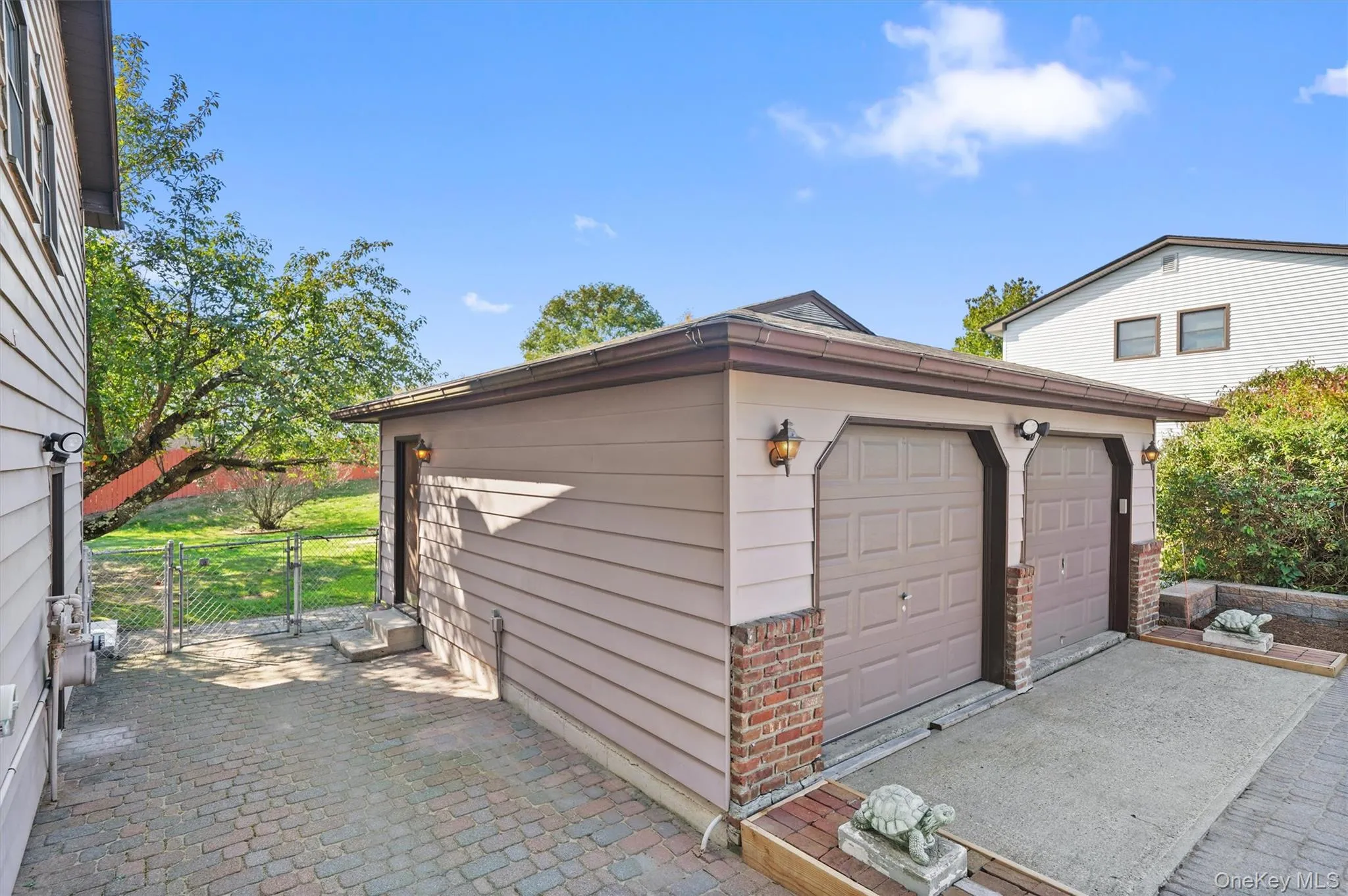 2 car detached garage. 2 car detached garage.