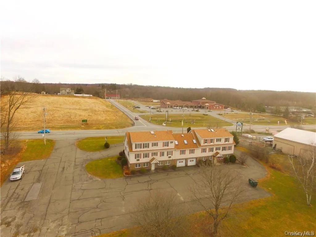 Aerial view of the entire property... Aerial view of the entire property...