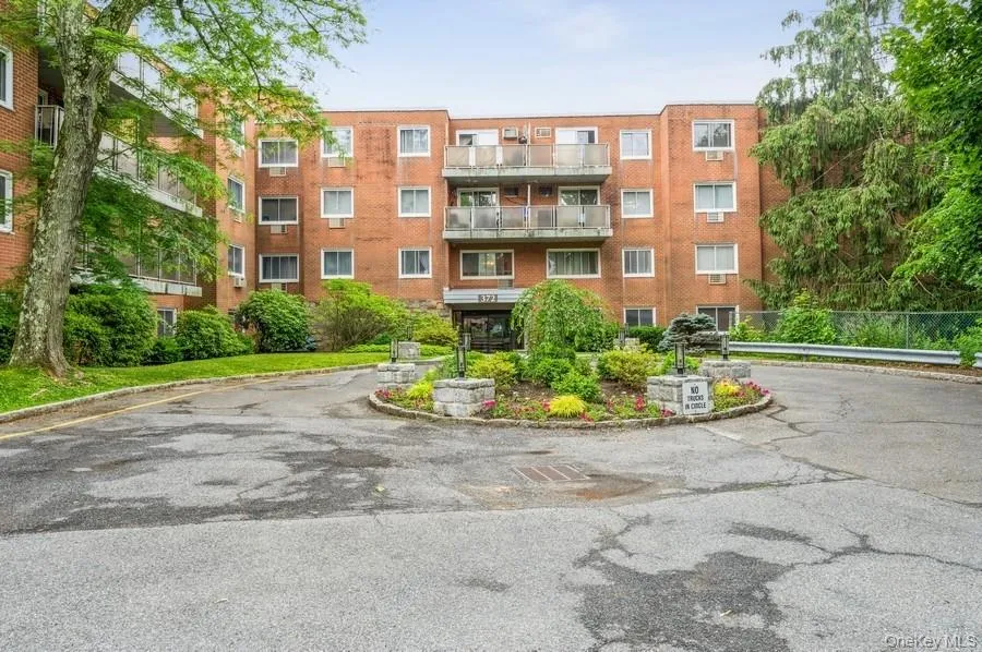 372 Central Park Avenue, Greenburgh, NY, 2 Bedrooms Bedrooms, 5 Rooms Rooms,2 BathroomsBathrooms,Residential Lease,Idx,Central Park,0,936013 372 Central Park Avenue, Greenburgh, NY, 2 Bedrooms Bedrooms, 5 Rooms Rooms,2 BathroomsBathrooms,Residential Lease,Idx,Central Park,0,936013