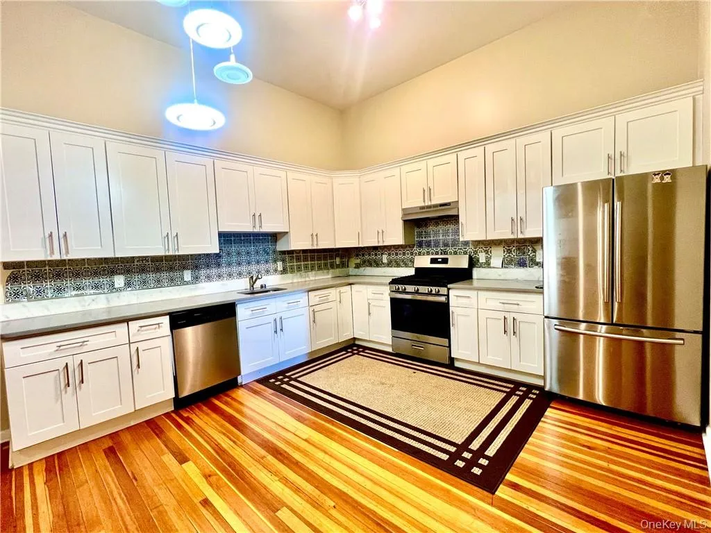 4 Main Street, Middletown, NY, 3 Bedrooms Bedrooms, 7 Rooms Rooms,1 BathroomBathrooms,Residential Lease,Idx,Main,0,936036 4 Main Street, Middletown, NY, 3 Bedrooms Bedrooms, 7 Rooms Rooms,1 BathroomBathrooms,Residential Lease,Idx,Main,0,936036