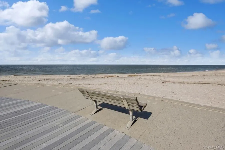 39 Smugglers Path, Riverhead, NY, 3 Bedrooms Bedrooms, 11 Rooms Rooms,4 BathroomsBathrooms,Residential Lease,Idx,Smugglers,0,936067 39 Smugglers Path, Riverhead, NY, 3 Bedrooms Bedrooms, 11 Rooms Rooms,4 BathroomsBathrooms,Residential Lease,Idx,Smugglers,0,936067