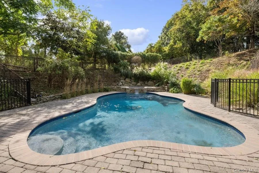 39 Smugglers Path, Riverhead, NY, 3 Bedrooms Bedrooms, 11 Rooms Rooms,4 BathroomsBathrooms,Residential Lease,Idx,Smugglers,0,936067 39 Smugglers Path, Riverhead, NY, 3 Bedrooms Bedrooms, 11 Rooms Rooms,4 BathroomsBathrooms,Residential Lease,Idx,Smugglers,0,936067