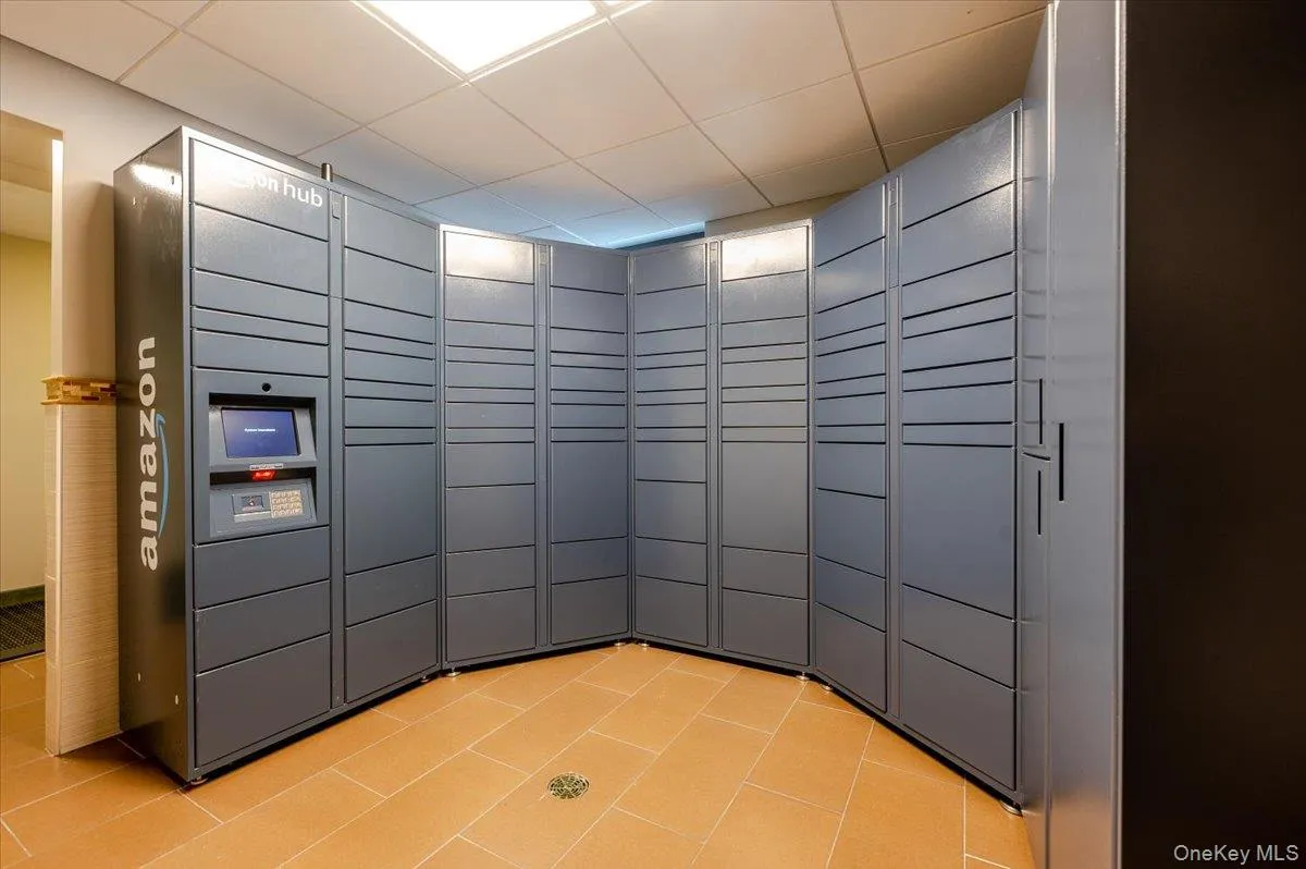 Amazon delivery lockers Amazon delivery lockers