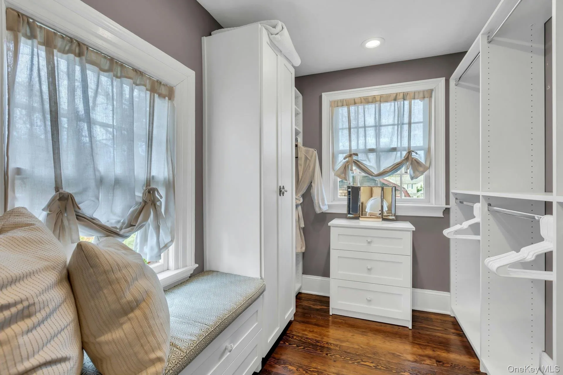 105 Academy Street, Islip, NY, 3 Bedrooms Bedrooms, 11 Rooms Rooms,2 BathroomsBathrooms,Residential Lease,Idx,Academy,0,936124 105 Academy Street, Islip, NY, 3 Bedrooms Bedrooms, 11 Rooms Rooms,2 BathroomsBathrooms,Residential Lease,Idx,Academy,0,936124