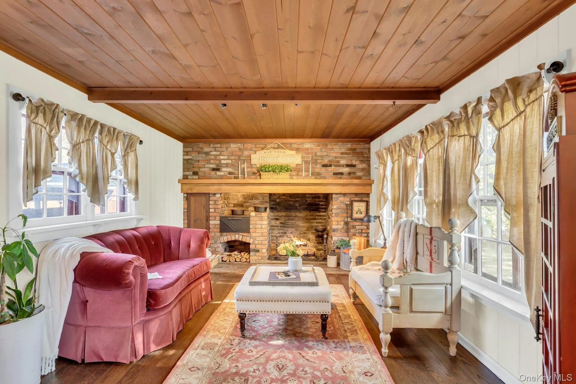 105 Academy Street, Islip, NY, 3 Bedrooms Bedrooms, 11 Rooms Rooms,2 BathroomsBathrooms,Residential Lease,Idx,Academy,0,936124 105 Academy Street, Islip, NY, 3 Bedrooms Bedrooms, 11 Rooms Rooms,2 BathroomsBathrooms,Residential Lease,Idx,Academy,0,936124