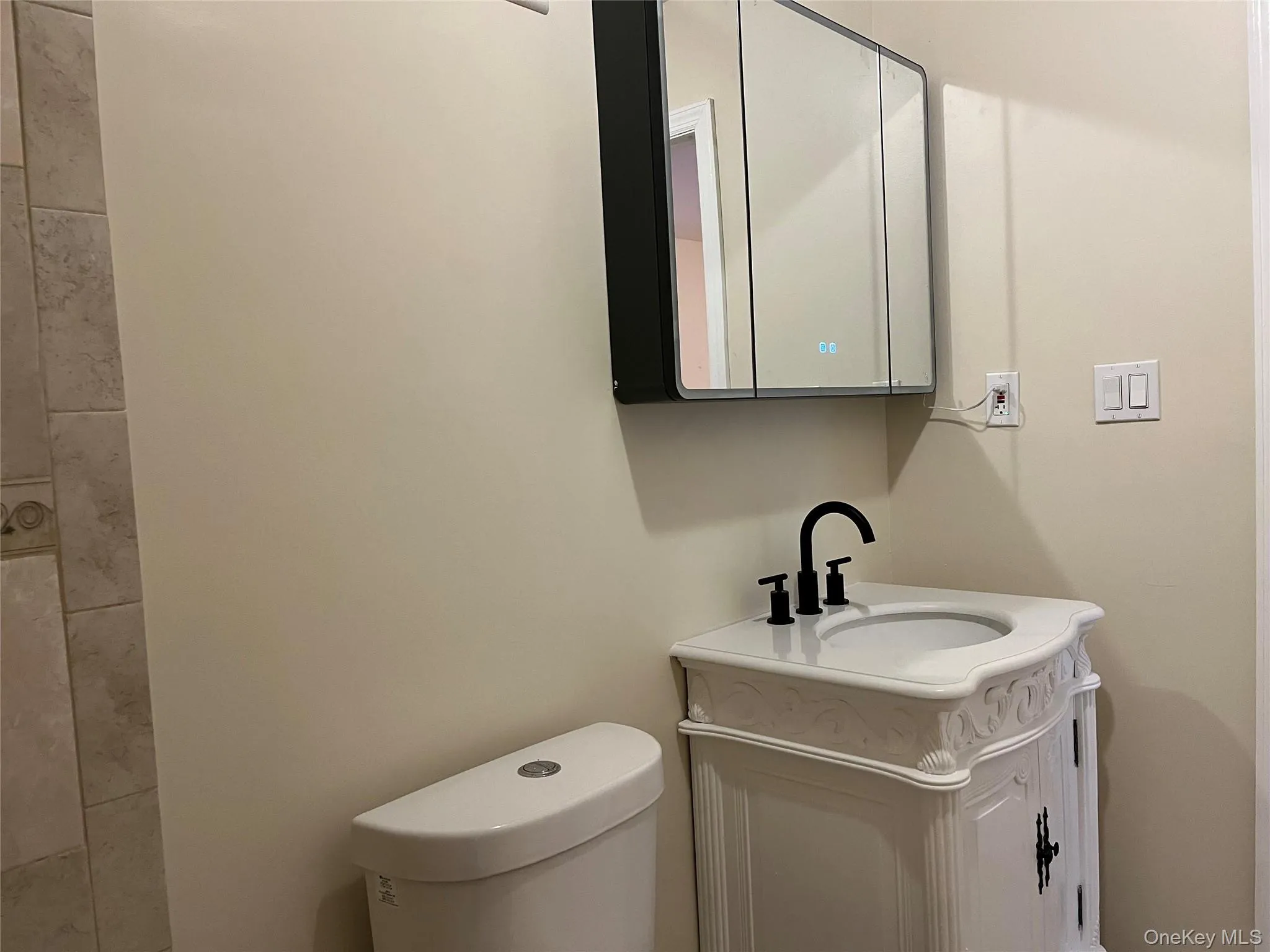 410 Jericho Turnpike, North Hempstead, NY, 2 Bedrooms Bedrooms, 5 Rooms Rooms,1 BathroomBathrooms,Residential Lease,Idx,Jericho,0,936200 410 Jericho Turnpike, North Hempstead, NY, 2 Bedrooms Bedrooms, 5 Rooms Rooms,1 BathroomBathrooms,Residential Lease,Idx,Jericho,0,936200