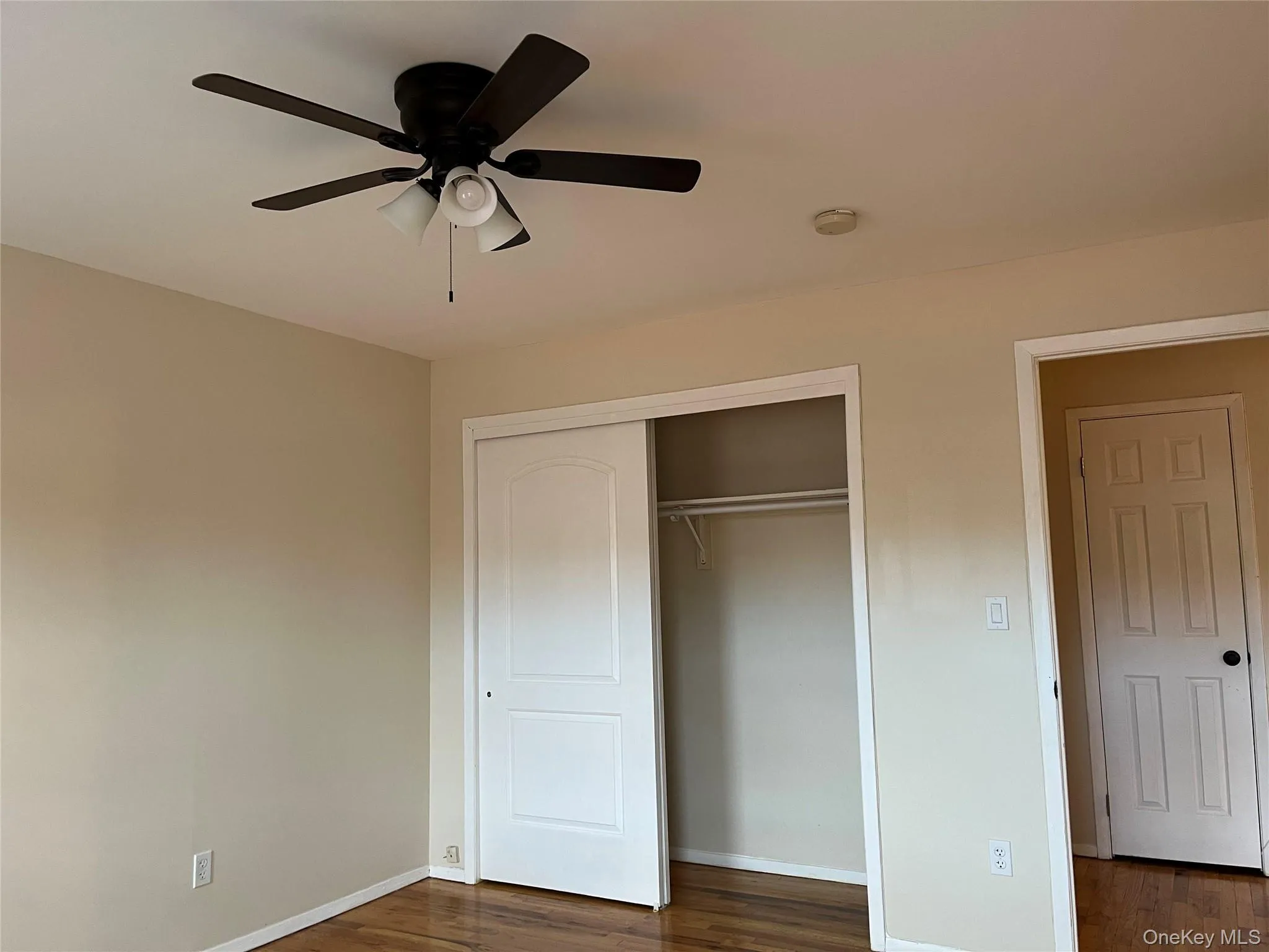 410 Jericho Turnpike, North Hempstead, NY, 2 Bedrooms Bedrooms, 5 Rooms Rooms,1 BathroomBathrooms,Residential Lease,Idx,Jericho,0,936200 410 Jericho Turnpike, North Hempstead, NY, 2 Bedrooms Bedrooms, 5 Rooms Rooms,1 BathroomBathrooms,Residential Lease,Idx,Jericho,0,936200