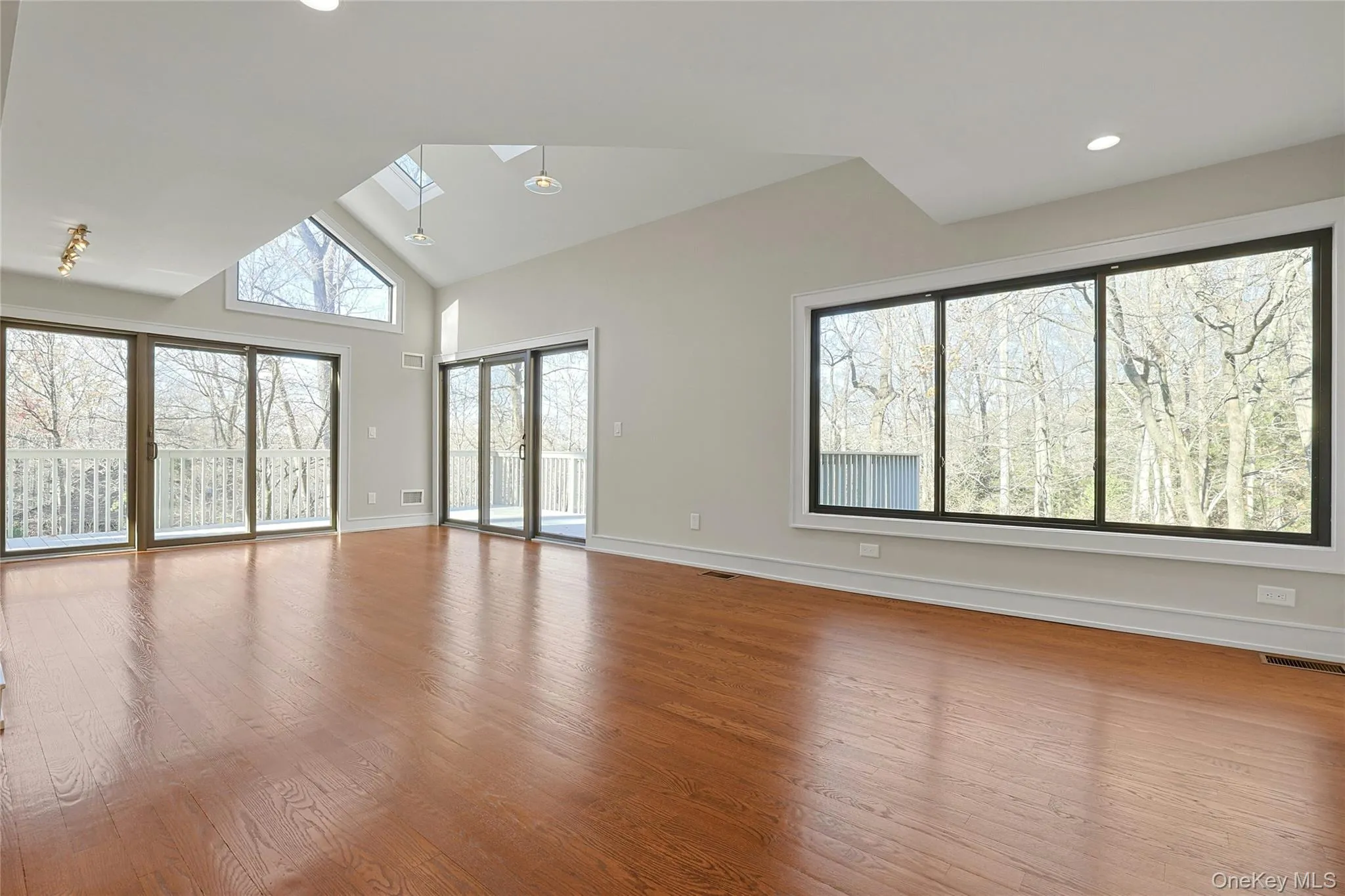 300 Clausland Mountain Road, Orangetown, NY, 2 Bedrooms Bedrooms, 7 Rooms Rooms,3 BathroomsBathrooms,Residential Lease,Idx,Clausland Mountain,0,936246 300 Clausland Mountain Road, Orangetown, NY, 2 Bedrooms Bedrooms, 7 Rooms Rooms,3 BathroomsBathrooms,Residential Lease,Idx,Clausland Mountain,0,936246