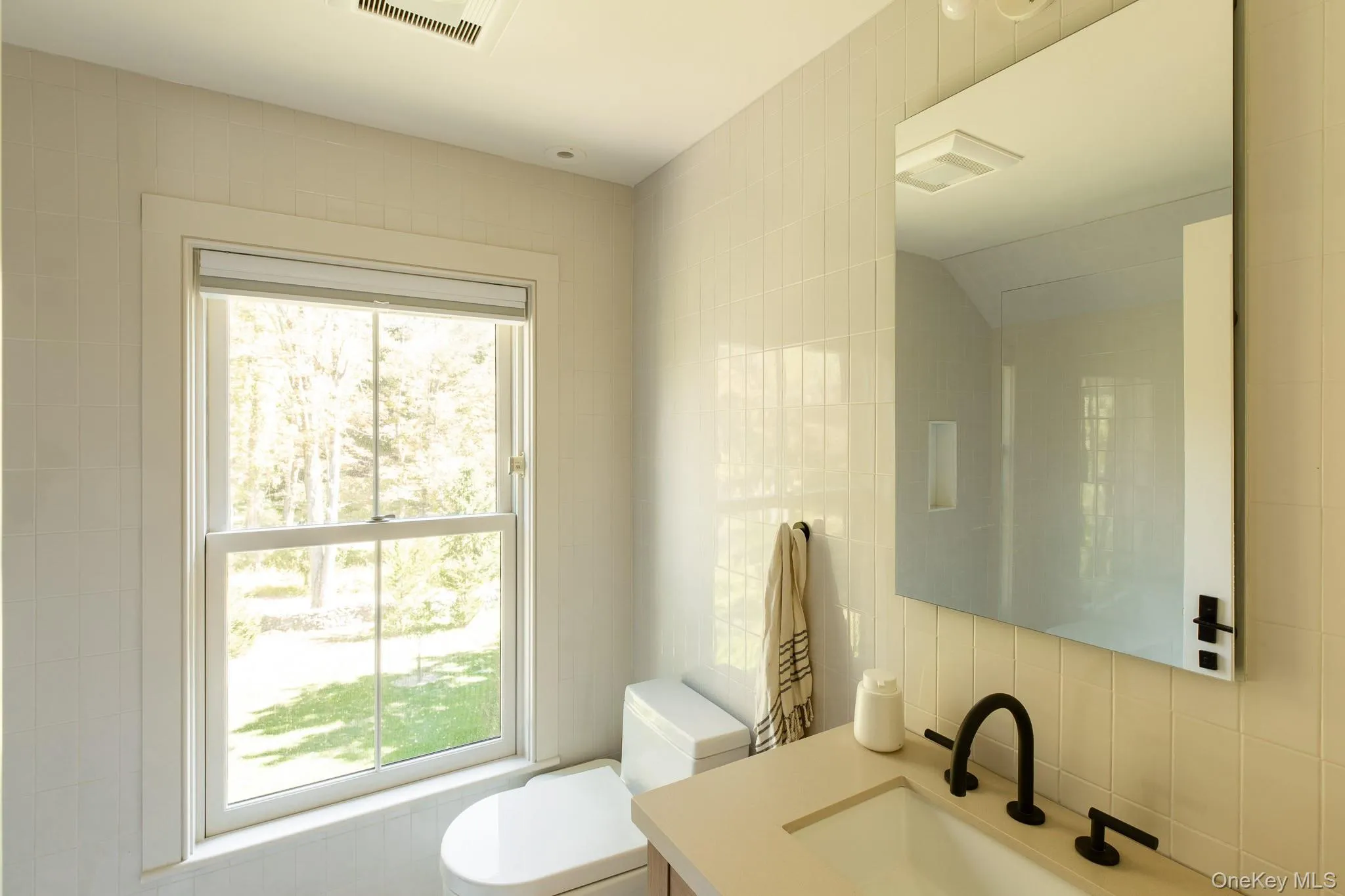 4-6 Old Primrose Hill Road, Rhinebeck, NY, 5 Bedrooms Bedrooms, 13 Rooms Rooms,4 BathroomsBathrooms,Residential Lease,For Rent,Old Primrose Hill,0,936265 4-6 Old Primrose Hill Road, Rhinebeck, NY, 5 Bedrooms Bedrooms, 13 Rooms Rooms,4 BathroomsBathrooms,Residential Lease,For Rent,Old Primrose Hill,0,936265