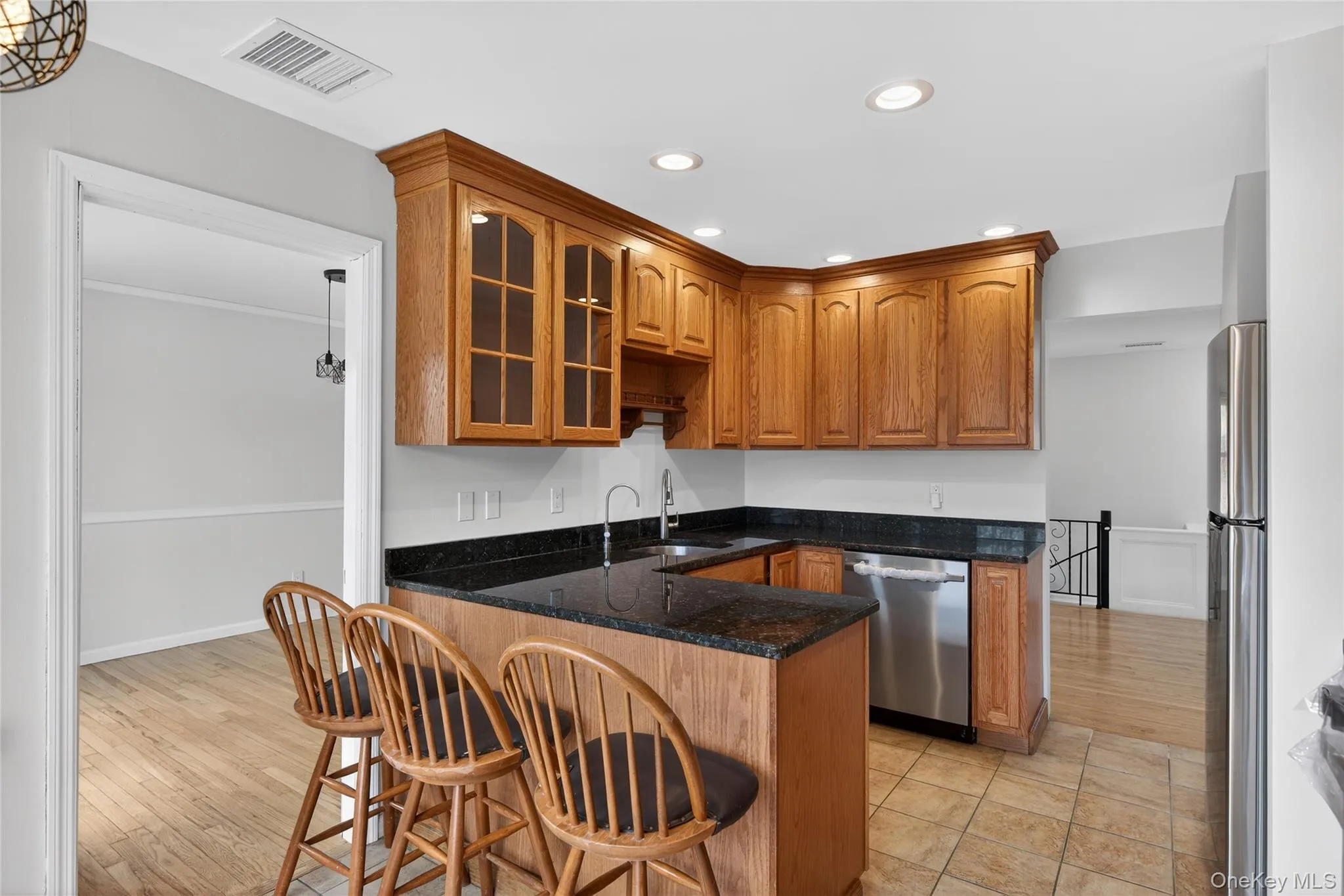 Your eat-in kitchen offers stool seating... Your eat-in kitchen offers stool seating...