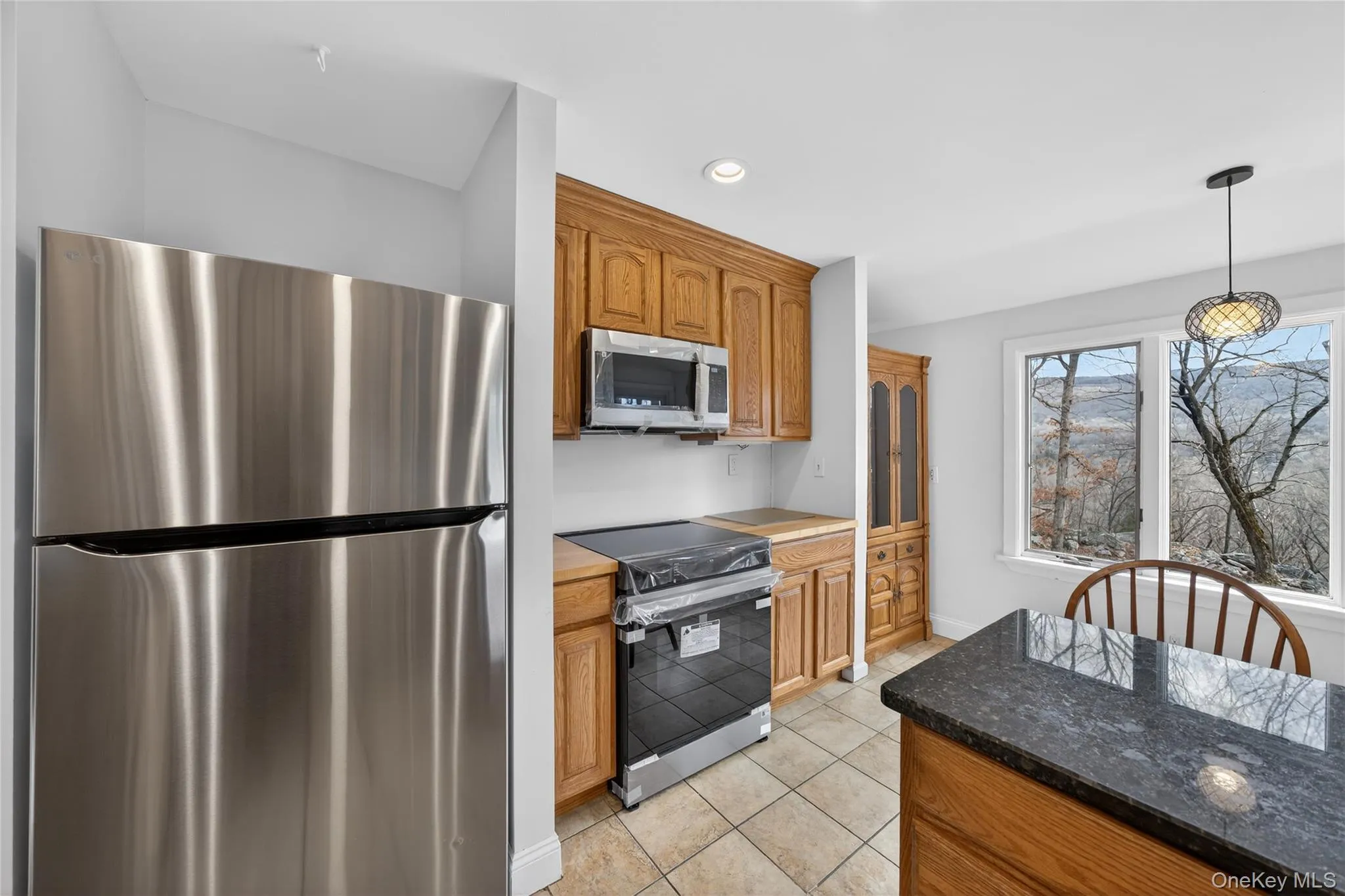 LG stainless refrigerator (2025) and 2026 "not out of the plastic" Samsung microwave, stove and dishwasher! LG stainless refrigerator (2025) and 2026 "not out of the plastic" Samsung microwave, stove and dishwasher!