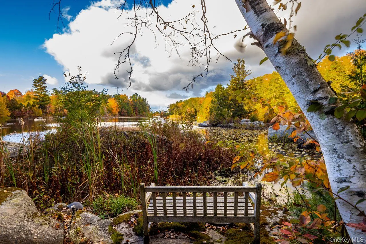 At the heart of the Garden Parcel is Ledge Pond, where the shores are enhanced with trees, shrubs and natural stone outcroppings, offering an almost otherworldly experience-just 90 minutes from Manhattan. At the heart of the Garden Parcel is Ledge Pond, where the shores are enhanced with trees, shrubs and natural stone outcroppings, offering an almost otherworldly experience-just 90 minutes from Manhattan.