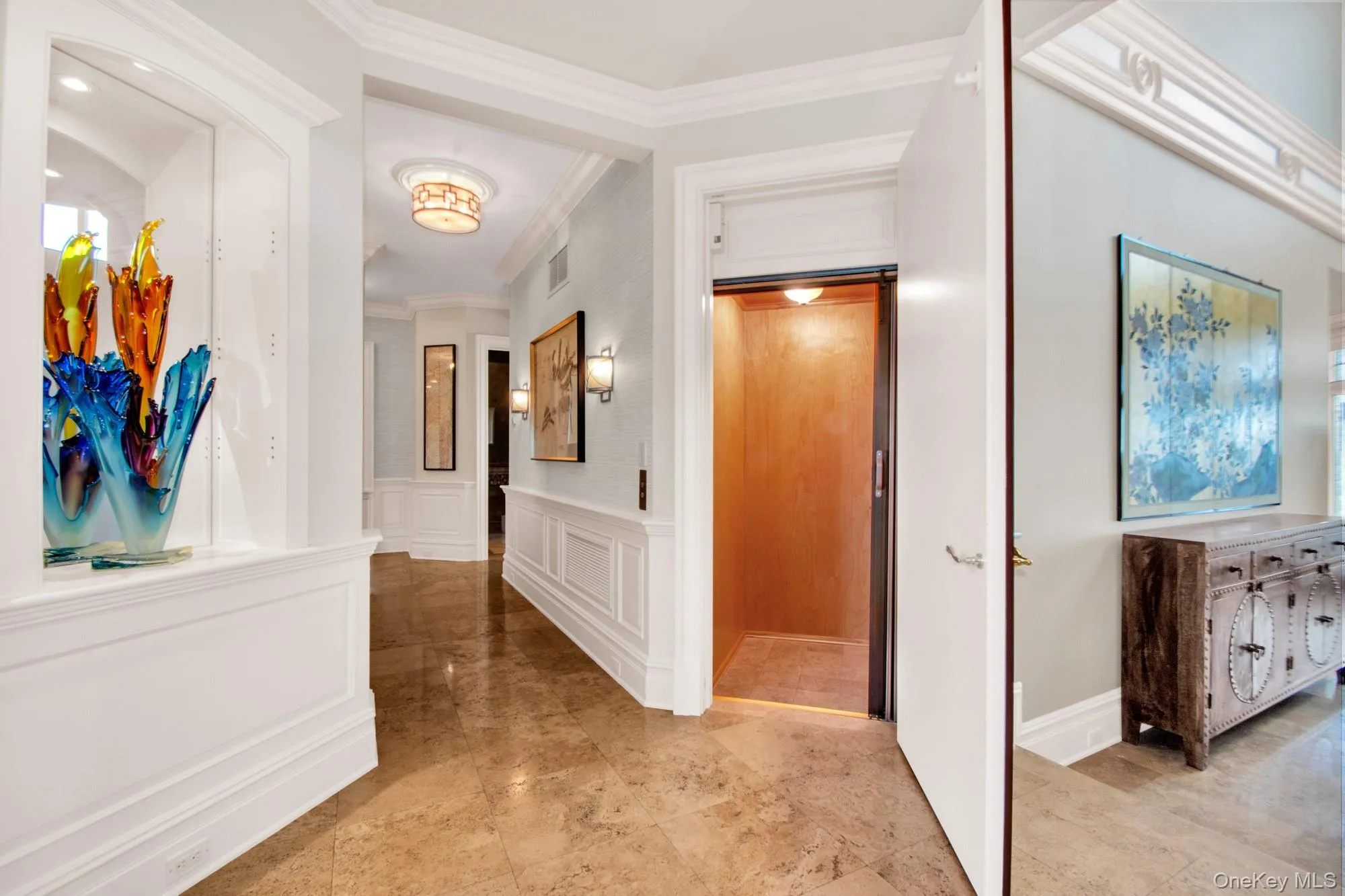 Interior elevator servicing al floors including basement level Interior elevator servicing al floors including basement level
