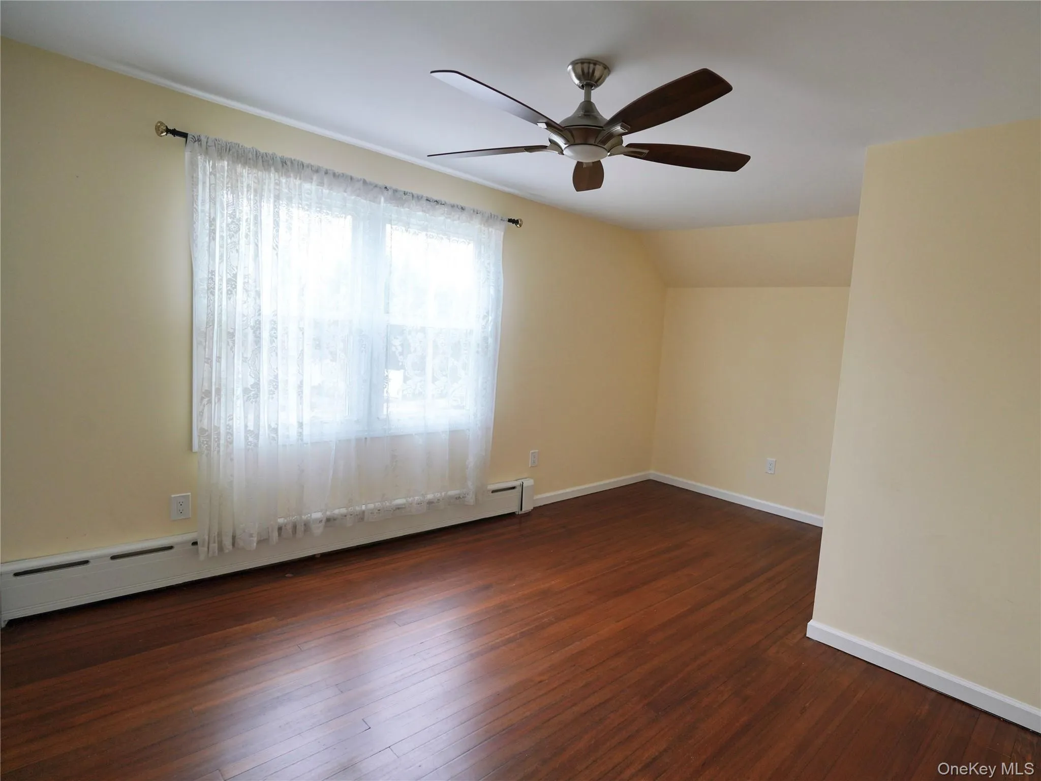 Primary bedroom Primary bedroom