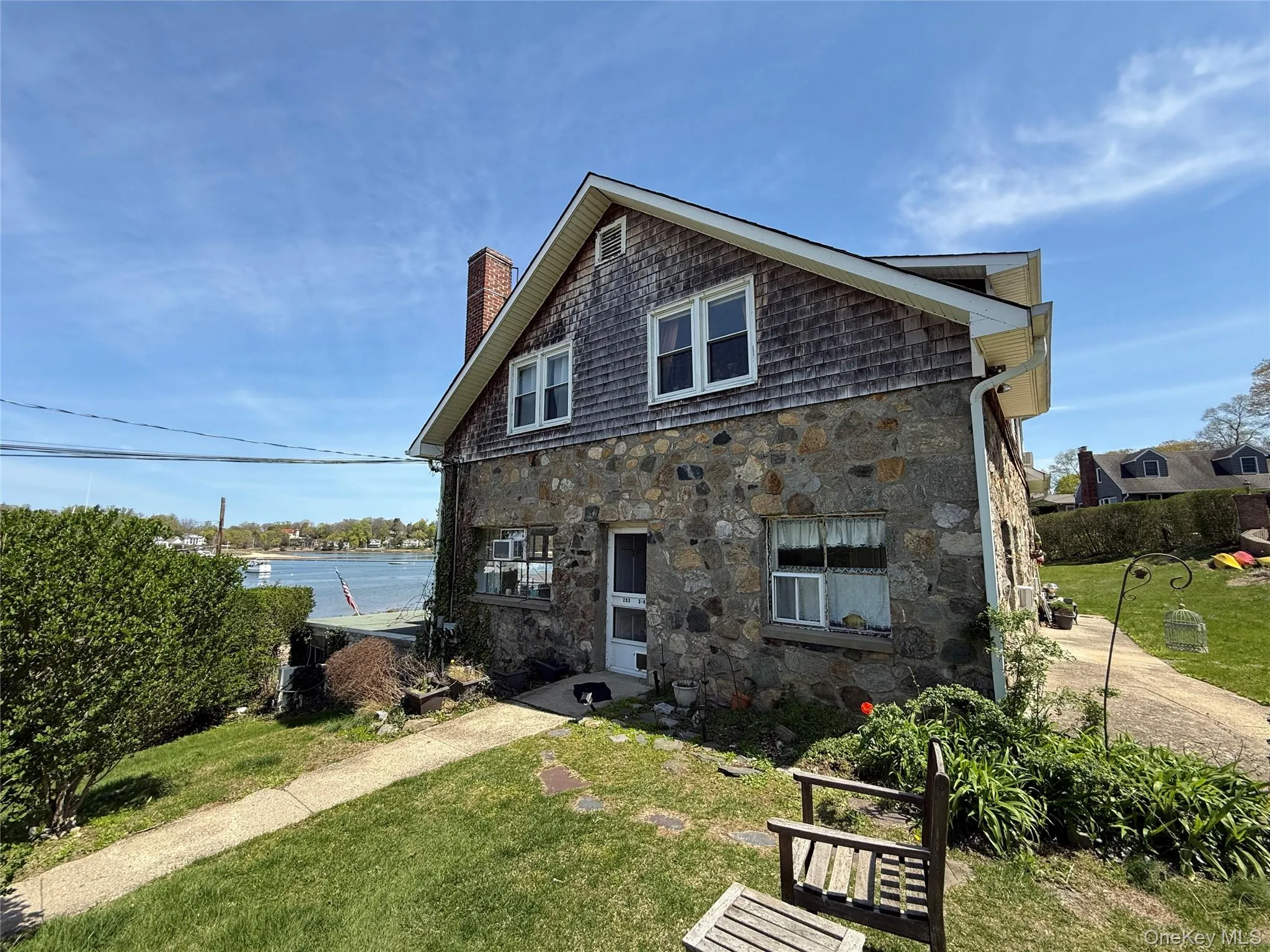 293 Shore Road, Huntington, NY, 1 Bedroom Bedrooms, 3 Rooms Rooms,1 BathroomBathrooms,Residential Lease,Idx,Shore,0,936429 293 Shore Road, Huntington, NY, 1 Bedroom Bedrooms, 3 Rooms Rooms,1 BathroomBathrooms,Residential Lease,Idx,Shore,0,936429