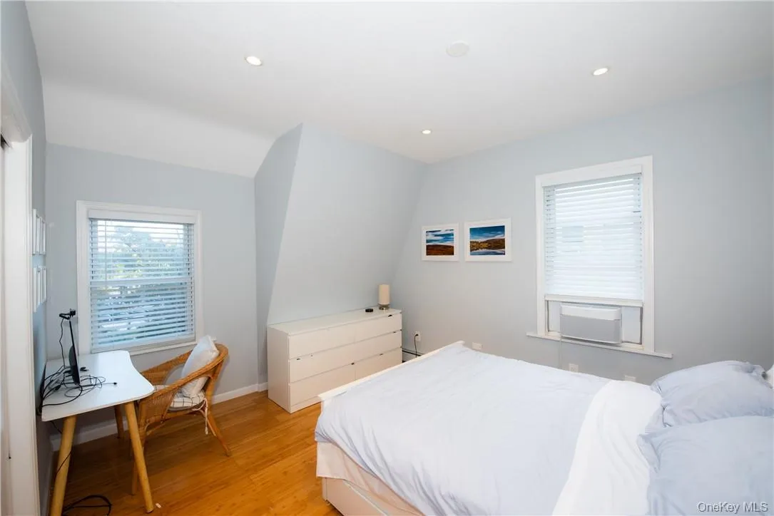 37 Washington Avenue, Greenburgh, NY, 4 Bedrooms Bedrooms, 8 Rooms Rooms,2 BathroomsBathrooms,Residential Lease,Idx,Washington,0,936445 37 Washington Avenue, Greenburgh, NY, 4 Bedrooms Bedrooms, 8 Rooms Rooms,2 BathroomsBathrooms,Residential Lease,Idx,Washington,0,936445