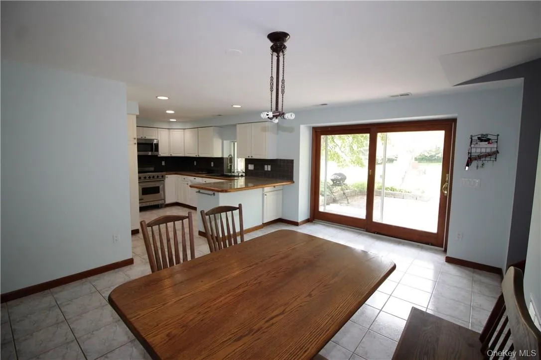 7 Tamarack Road, Carmel, NY, 2 Bedrooms Bedrooms, 6 Rooms Rooms,3 BathroomsBathrooms,Residential Lease,Idx,Tamarack,0,936451 7 Tamarack Road, Carmel, NY, 2 Bedrooms Bedrooms, 6 Rooms Rooms,3 BathroomsBathrooms,Residential Lease,Idx,Tamarack,0,936451