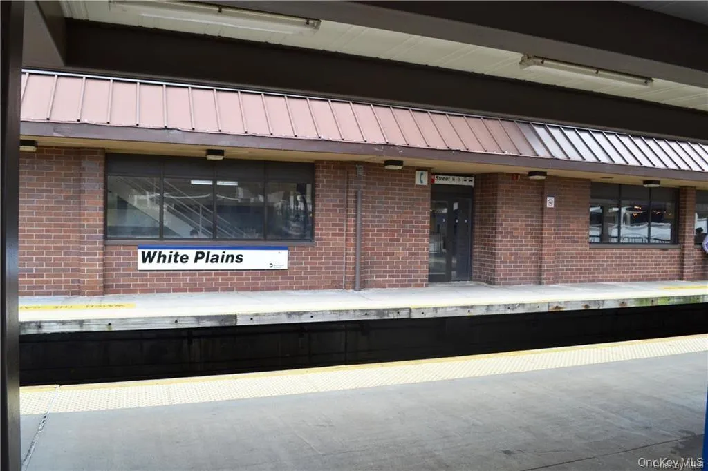 4 Windsor Terrace, White Plains, NY, 1 Bedroom Bedrooms, 4 Rooms Rooms,1 BathroomBathrooms,Residential Lease,Idx,Windsor,0,936462 4 Windsor Terrace, White Plains, NY, 1 Bedroom Bedrooms, 4 Rooms Rooms,1 BathroomBathrooms,Residential Lease,Idx,Windsor,0,936462