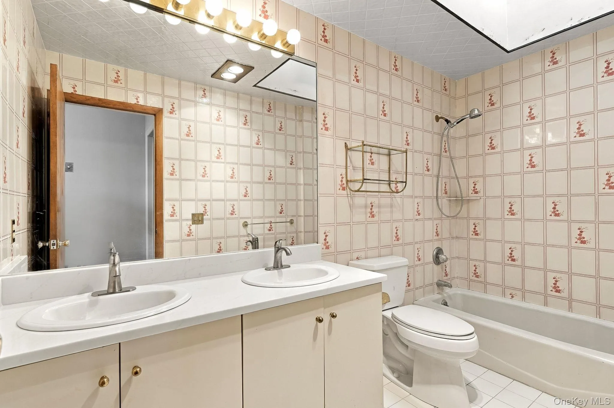8 Cobbling Rock Drive, Somers, NY, 4 Bedrooms Bedrooms, 11 Rooms Rooms,2 BathroomsBathrooms,Residential,For Rent,Cobbling Rock,0,936483 8 Cobbling Rock Drive, Somers, NY, 4 Bedrooms Bedrooms, 11 Rooms Rooms,2 BathroomsBathrooms,Residential,For Rent,Cobbling Rock,0,936483