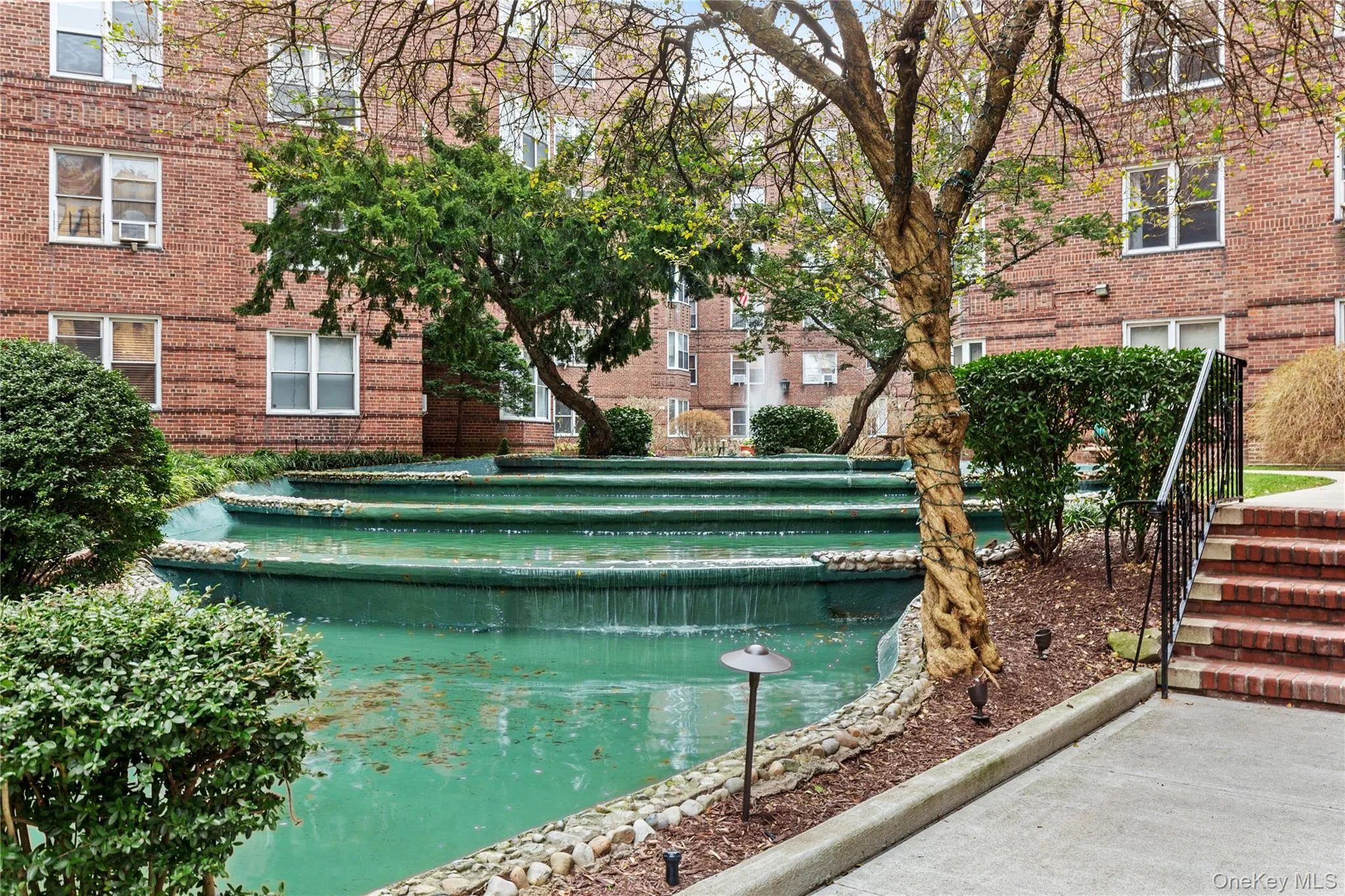 Cascading fountains Cascading fountains