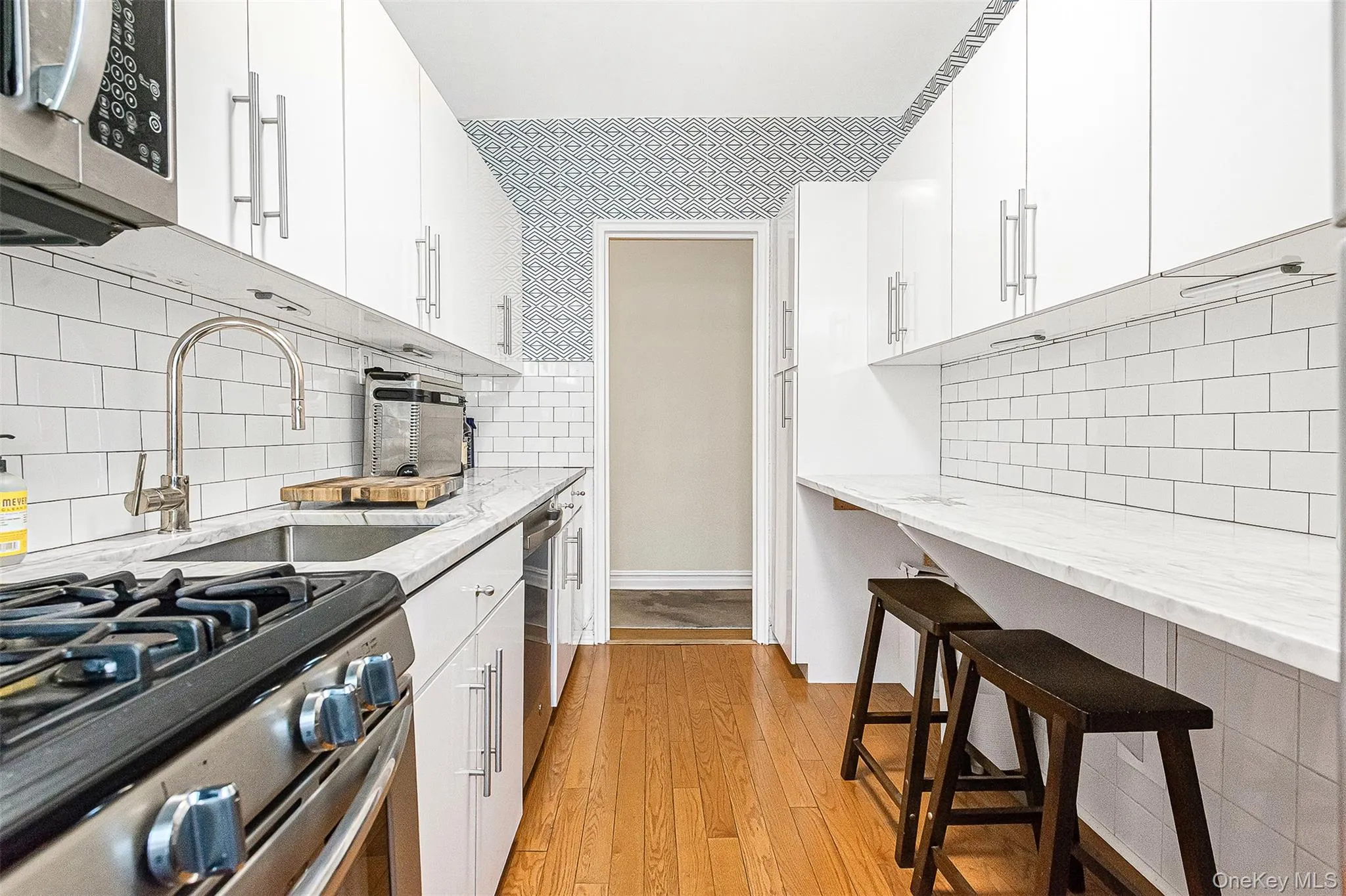99-45 67th Road, New York, NY, 1 Bedroom Bedrooms, 4 Rooms Rooms,1 BathroomBathrooms,Residential Lease,Idx,67th,0,936561 99-45 67th Road, New York, NY, 1 Bedroom Bedrooms, 4 Rooms Rooms,1 BathroomBathrooms,Residential Lease,Idx,67th,0,936561
