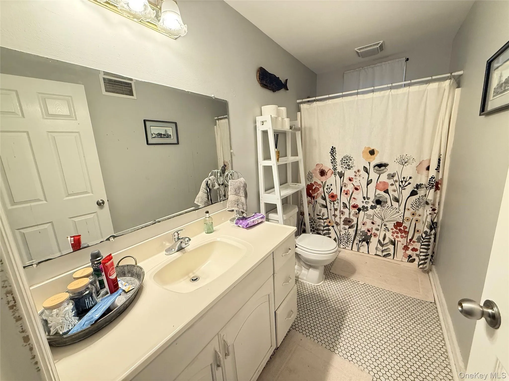 35750 Main Road, Southold, NY, 3 Bedrooms Bedrooms, ,1 BathroomBathrooms,Residential Lease,Idx,Main,0,936651 35750 Main Road, Southold, NY, 3 Bedrooms Bedrooms, ,1 BathroomBathrooms,Residential Lease,Idx,Main,0,936651