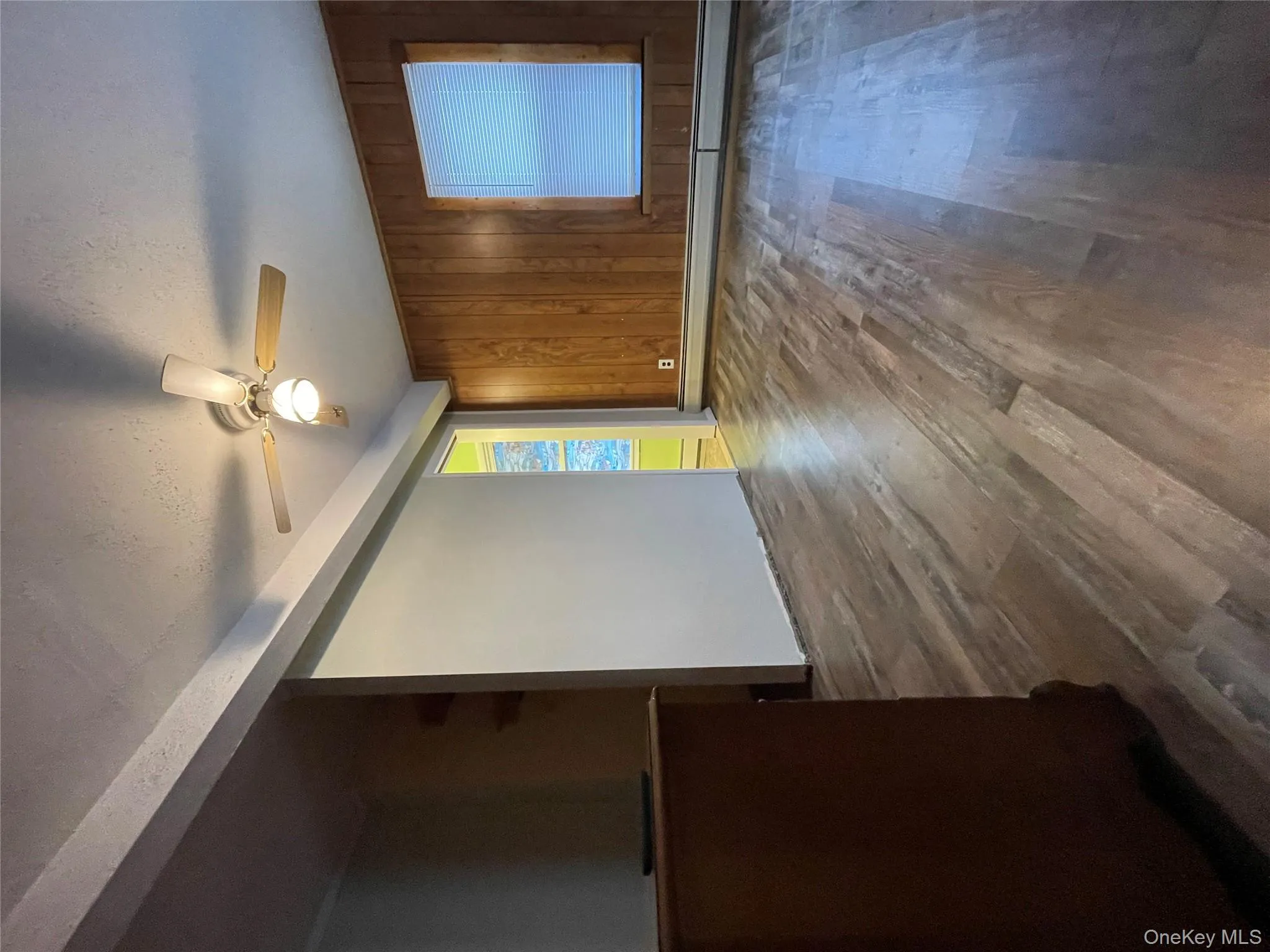 New flooring, lots of closet space. New flooring, lots of closet space.