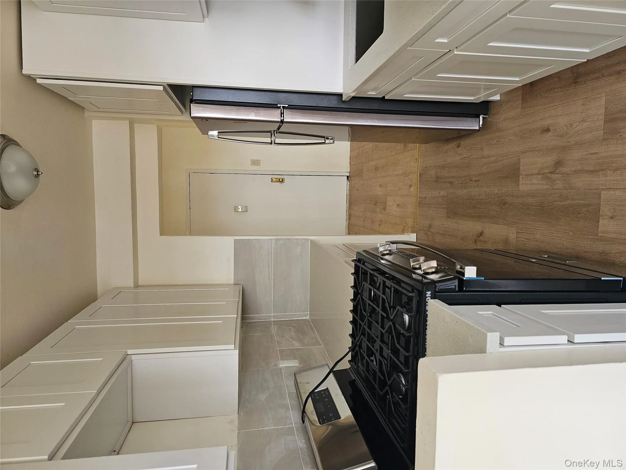 20 Wendell Street, Hempstead, NY, 1 Bedroom Bedrooms, 3 Rooms Rooms,1 BathroomBathrooms,Residential Lease,Idx,Wendell,0,936741 20 Wendell Street, Hempstead, NY, 1 Bedroom Bedrooms, 3 Rooms Rooms,1 BathroomBathrooms,Residential Lease,Idx,Wendell,0,936741