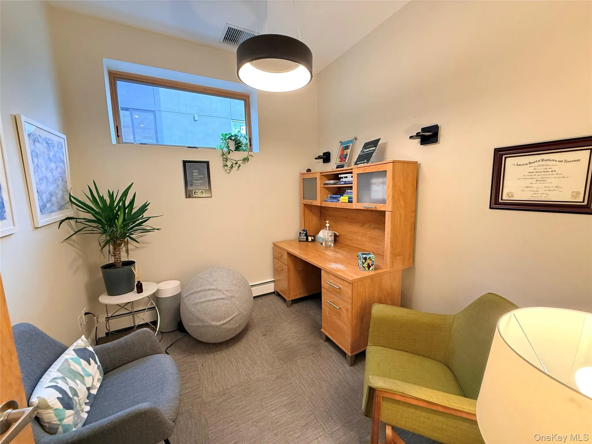 DAILY RENTAL (EXCEPT THURSDAY) DAILY RENTAL (EXCEPT THURSDAY)