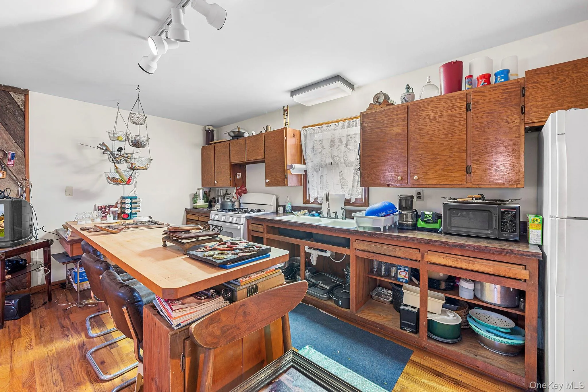 290 Ridge Road, Goshen, NY, 2 Bedrooms Bedrooms, 8 Rooms Rooms,2 BathroomsBathrooms,Residential,For Rent,Ridge,0,936792 290 Ridge Road, Goshen, NY, 2 Bedrooms Bedrooms, 8 Rooms Rooms,2 BathroomsBathrooms,Residential,For Rent,Ridge,0,936792
