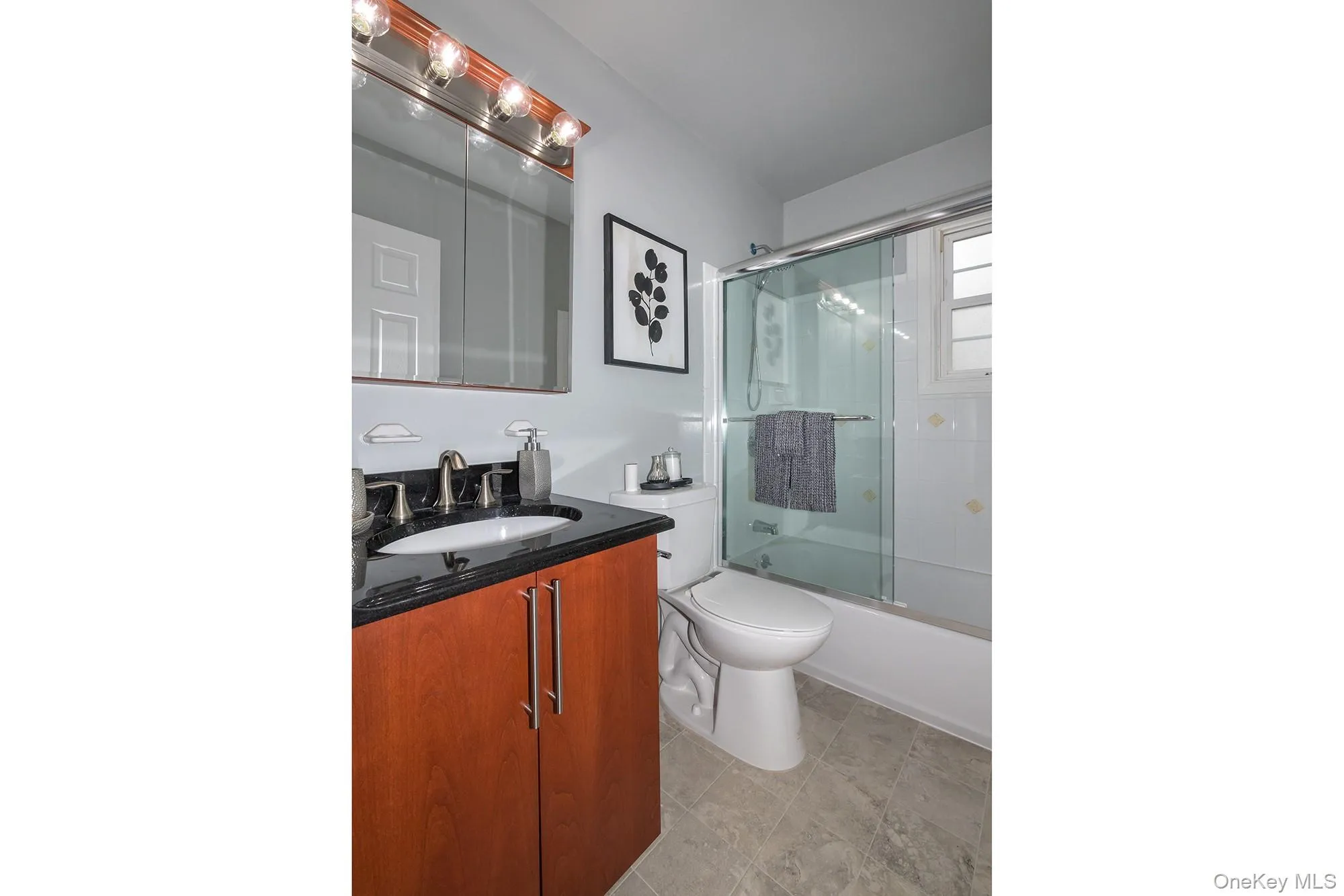 16 Garfield Avenue, Islip, NY, 1 Bedroom Bedrooms, 4 Rooms Rooms,1 BathroomBathrooms,Residential Lease,Idx,Garfield,0,936836 16 Garfield Avenue, Islip, NY, 1 Bedroom Bedrooms, 4 Rooms Rooms,1 BathroomBathrooms,Residential Lease,Idx,Garfield,0,936836