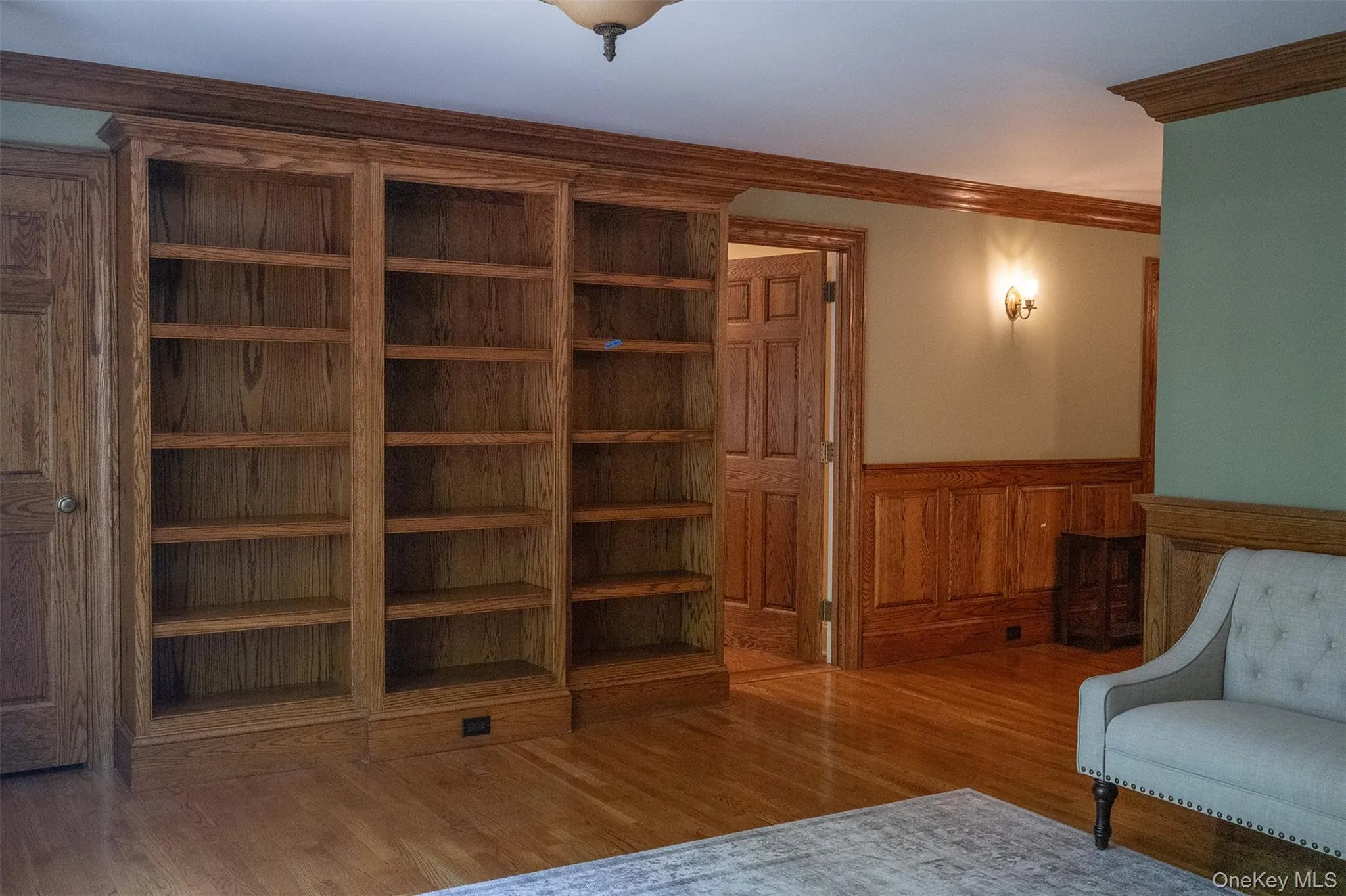 Second Floor office with built in book cases. Second Floor office with built in book cases.