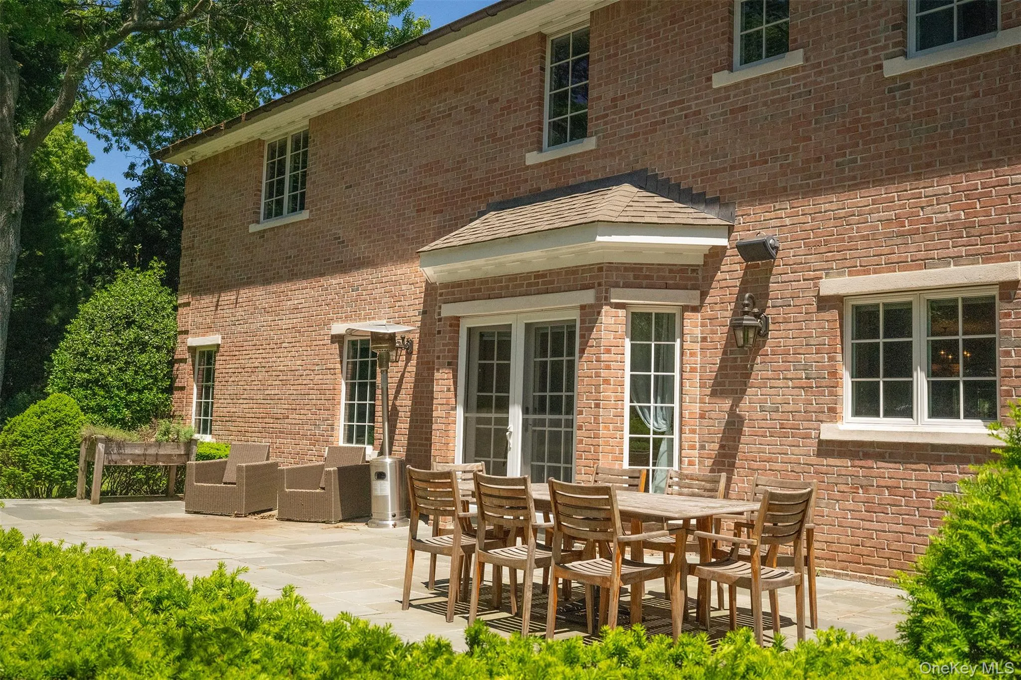 Bluestone dining and lounge patio Bluestone dining and lounge patio