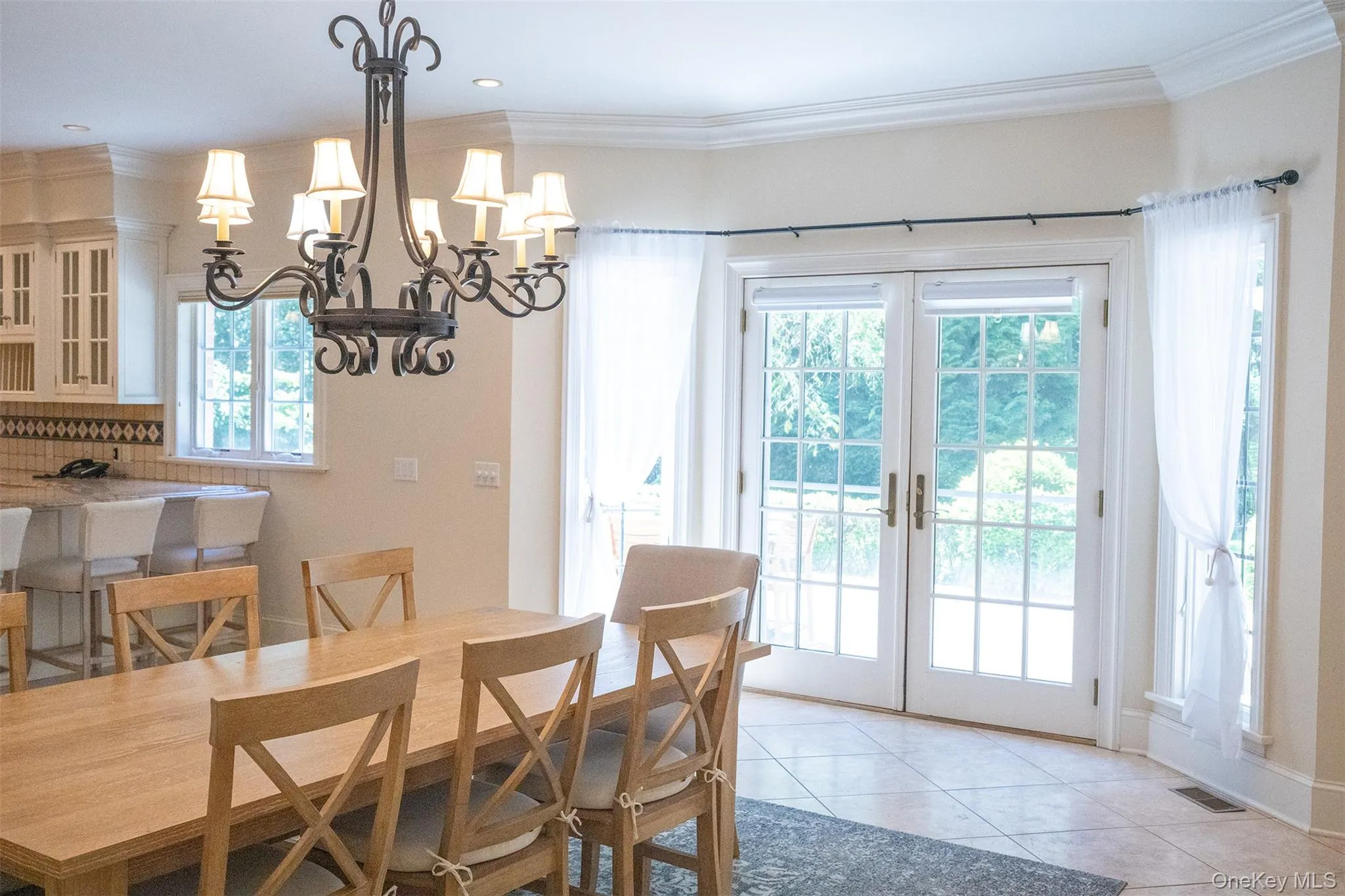 10 Emerson Court, Southampton, NY, 5 Bedrooms Bedrooms, 16 Rooms Rooms,5 BathroomsBathrooms,Residential,For Rent,Emerson,0,936846 10 Emerson Court, Southampton, NY, 5 Bedrooms Bedrooms, 16 Rooms Rooms,5 BathroomsBathrooms,Residential,For Rent,Emerson,0,936846