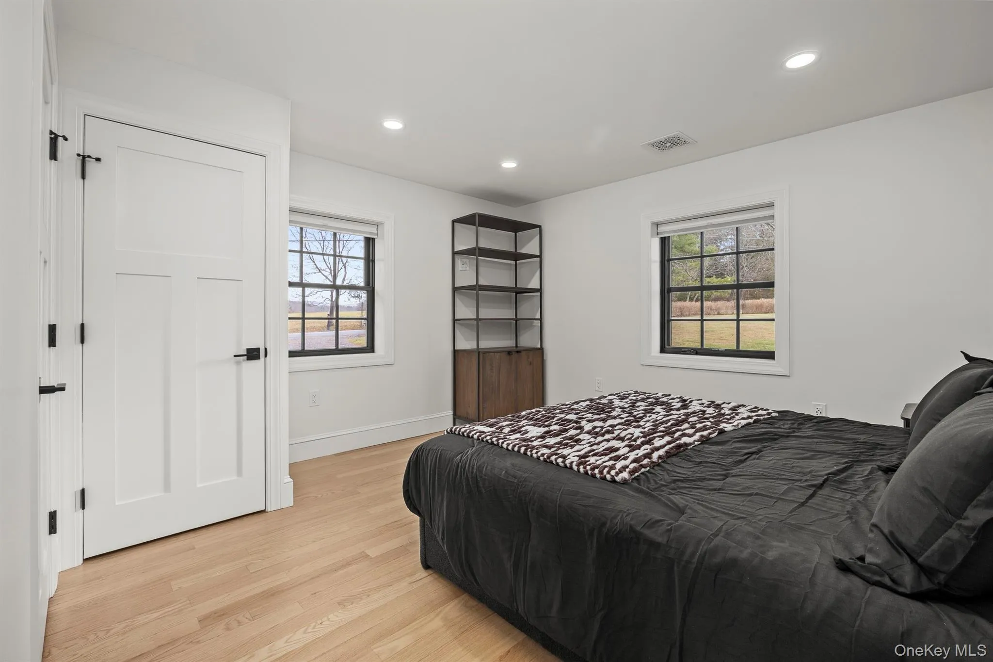 Second bedroom, ensuite Second bedroom, ensuite