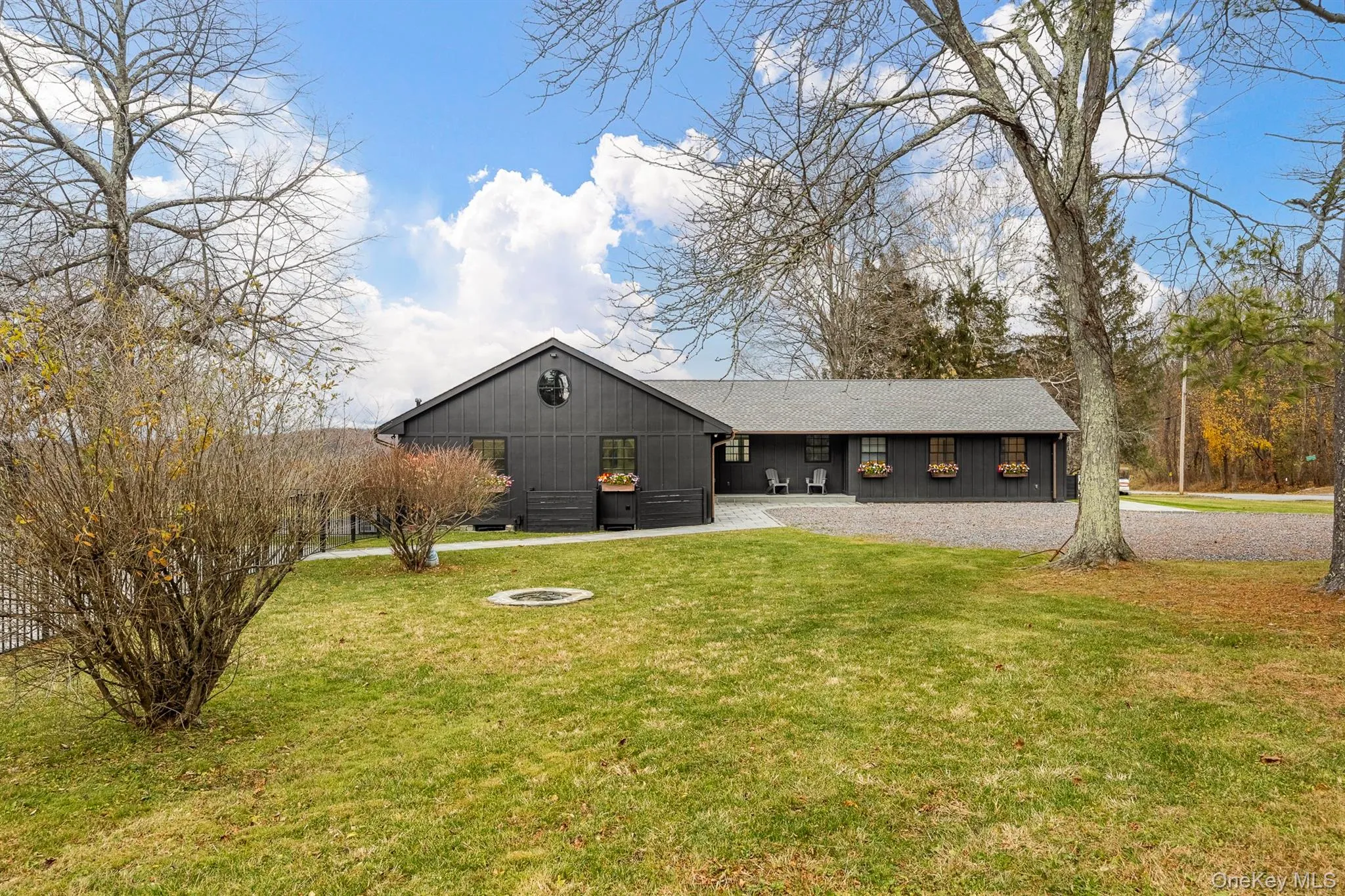 Ranch-style house in a lovely country setting Ranch-style house in a lovely country setting