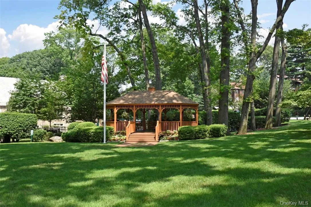 139 Fifth Avenue, Pelham, NY, 2 Bedrooms Bedrooms, 4 Rooms Rooms,2 BathroomsBathrooms,Residential Lease,Idx,Fifth,0,936876 139 Fifth Avenue, Pelham, NY, 2 Bedrooms Bedrooms, 4 Rooms Rooms,2 BathroomsBathrooms,Residential Lease,Idx,Fifth,0,936876