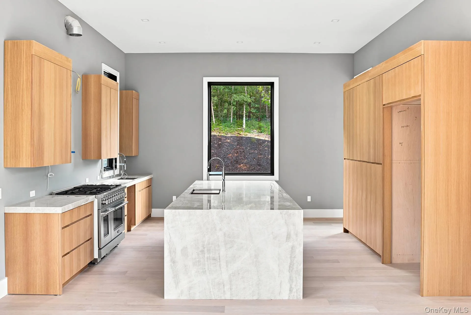 207 Middle Line Highway, Southampton, NY, 6 Bedrooms Bedrooms, 14 Rooms Rooms,7 BathroomsBathrooms,Residential,For Rent,Middle Line,0,936974 207 Middle Line Highway, Southampton, NY, 6 Bedrooms Bedrooms, 14 Rooms Rooms,7 BathroomsBathrooms,Residential,For Rent,Middle Line,0,936974