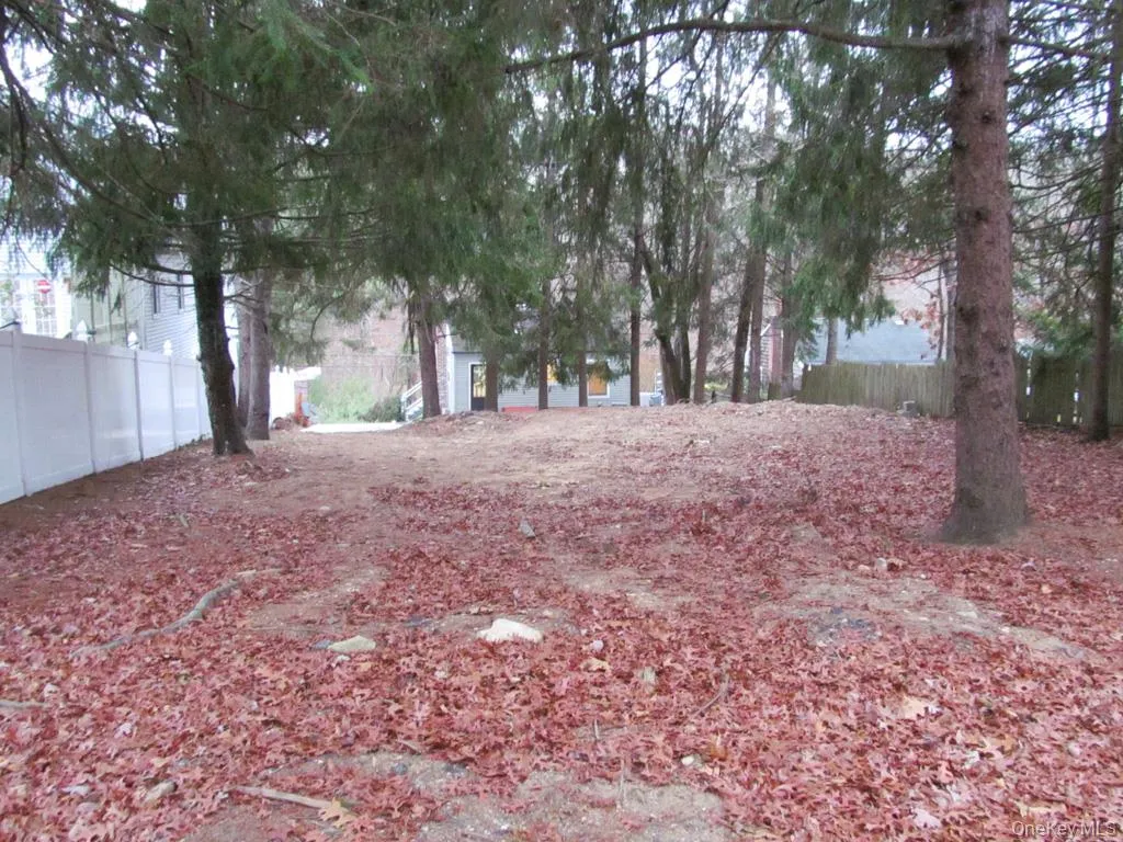 View of yard View of yard