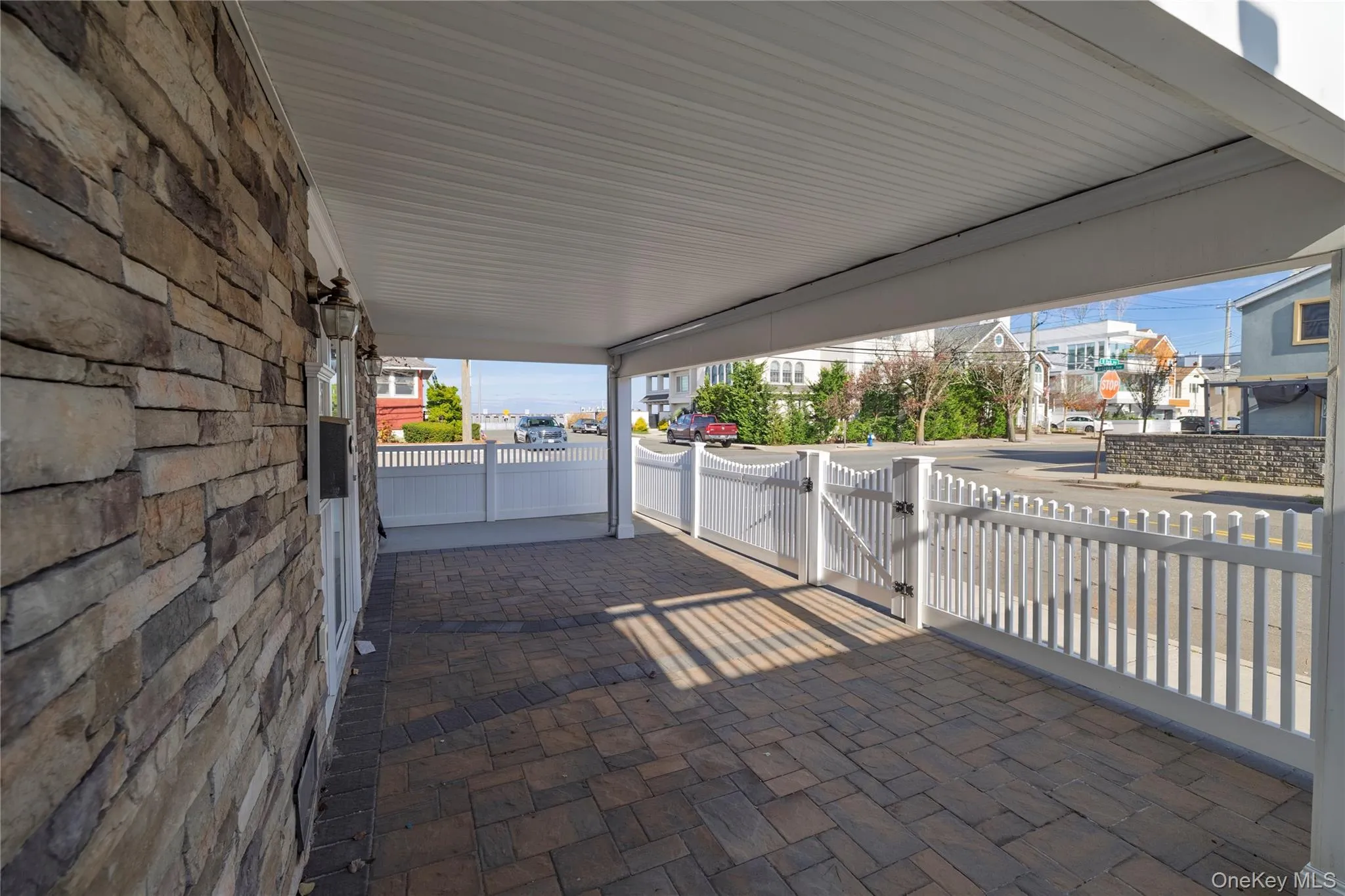 Porch with a gate Porch with a gate